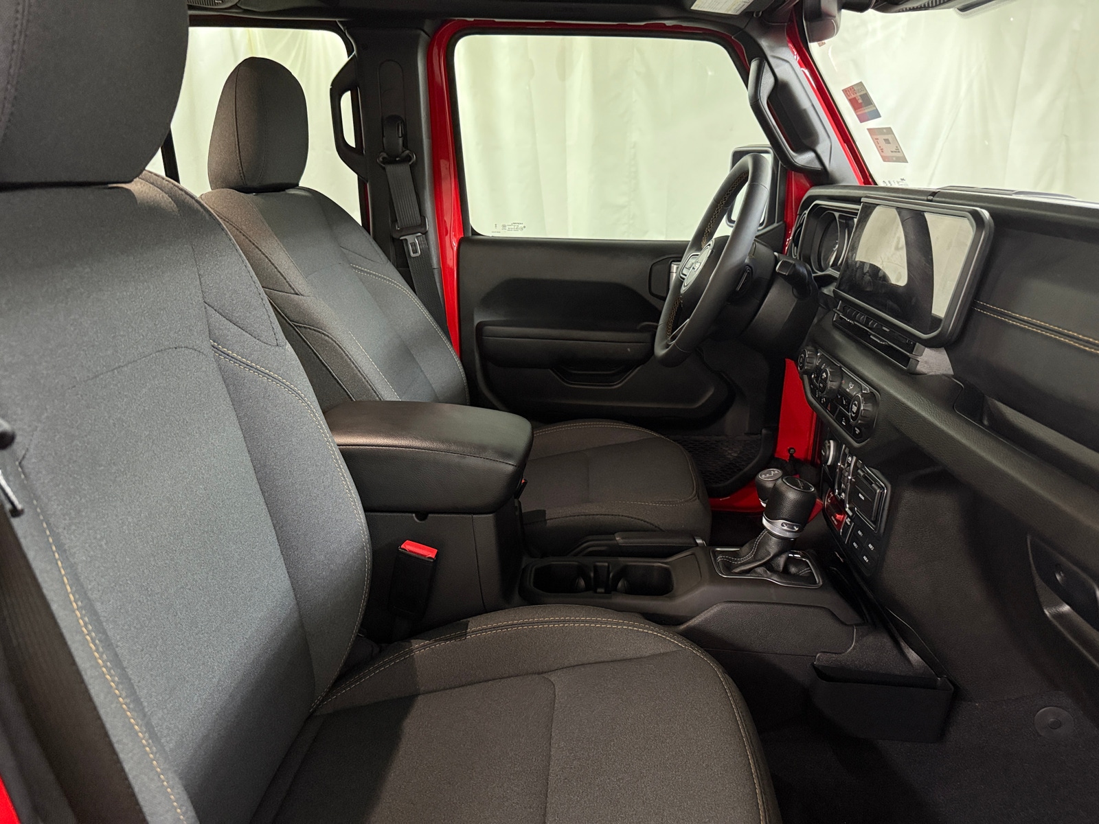 Thumbnail: 2024 Jeep Gladiator - 2