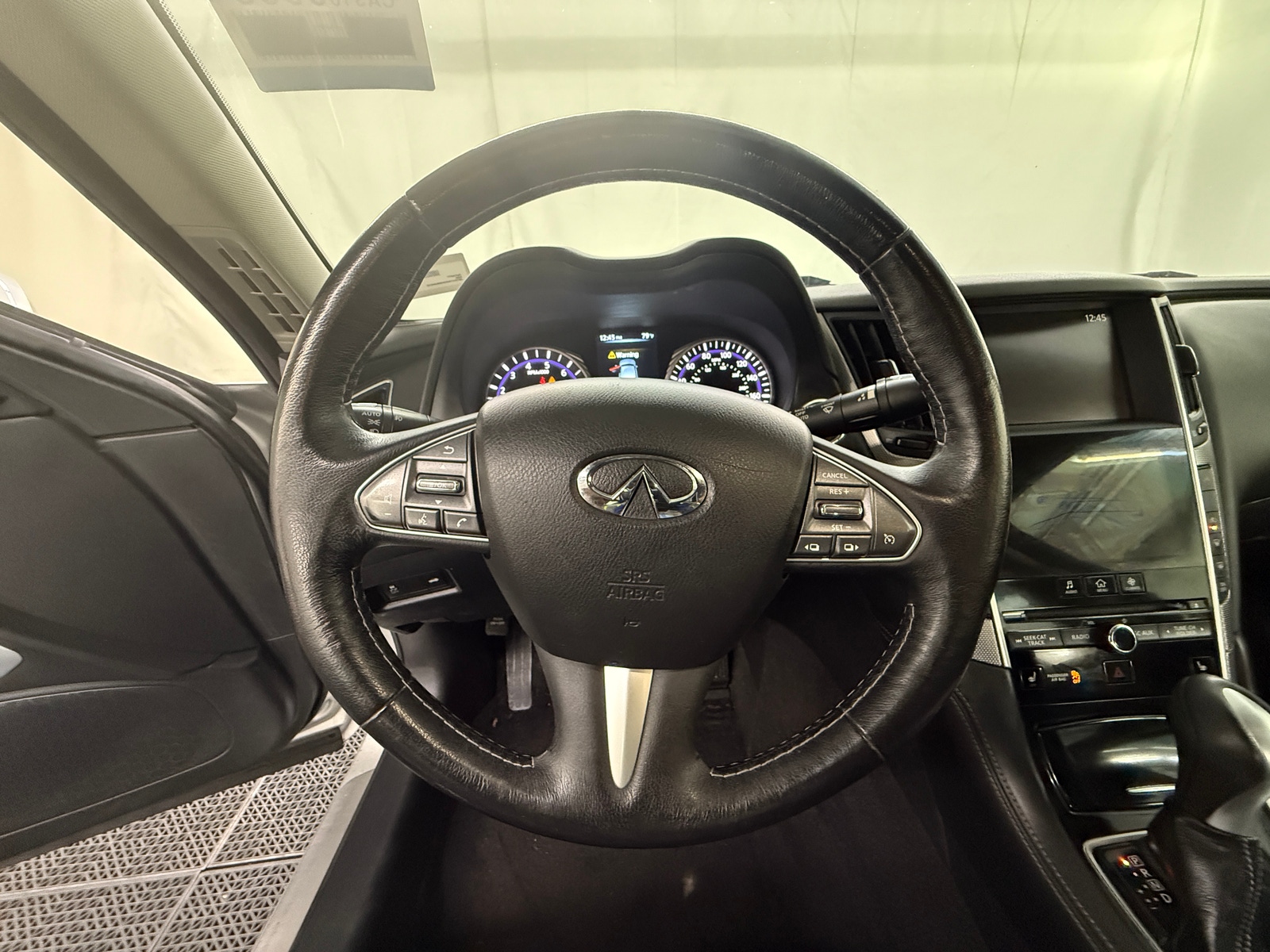 Thumbnail: 2017 INFINITI Q50 - 4