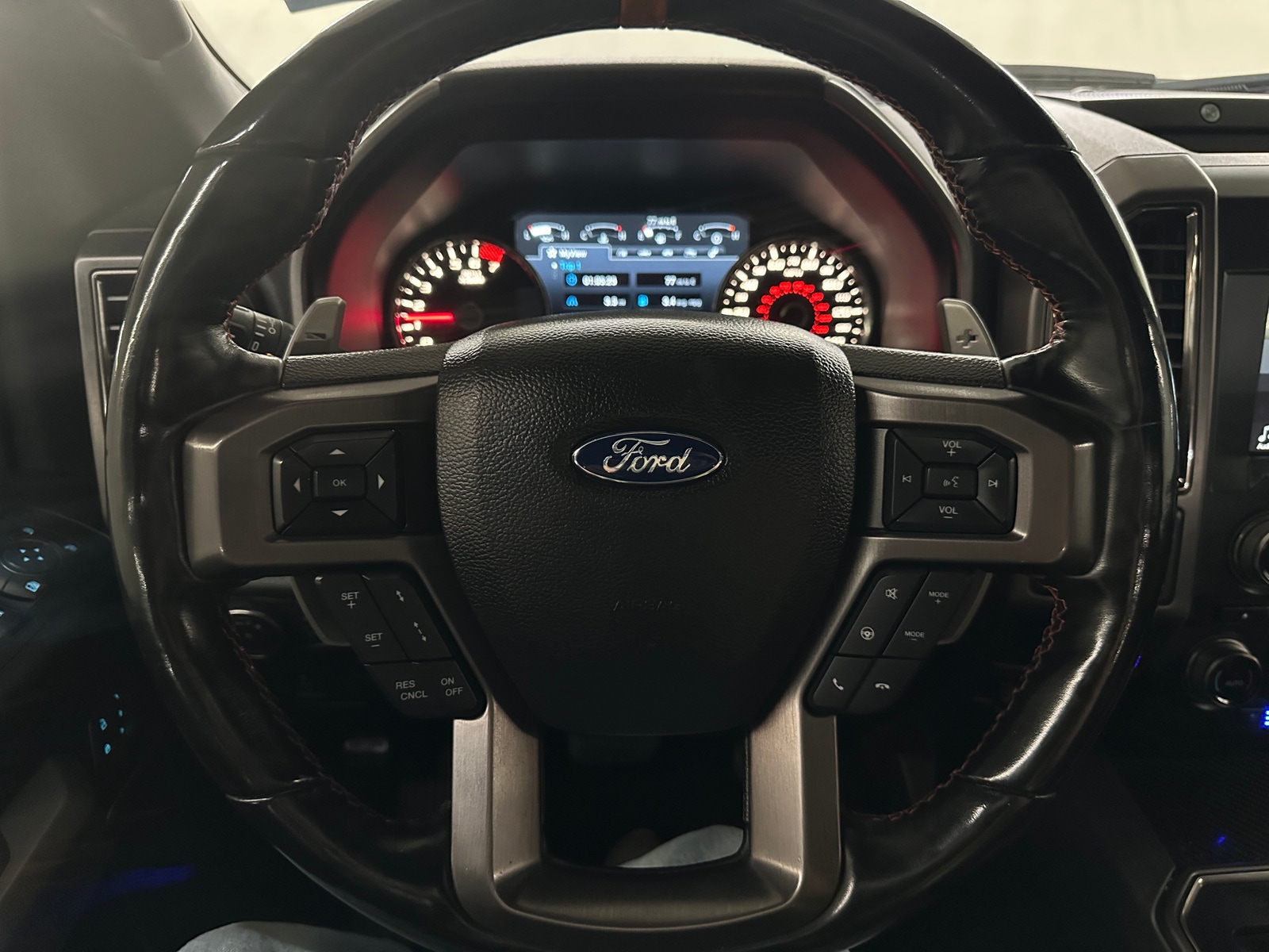 Thumbnail: 2018 Ford Econoline - 4
