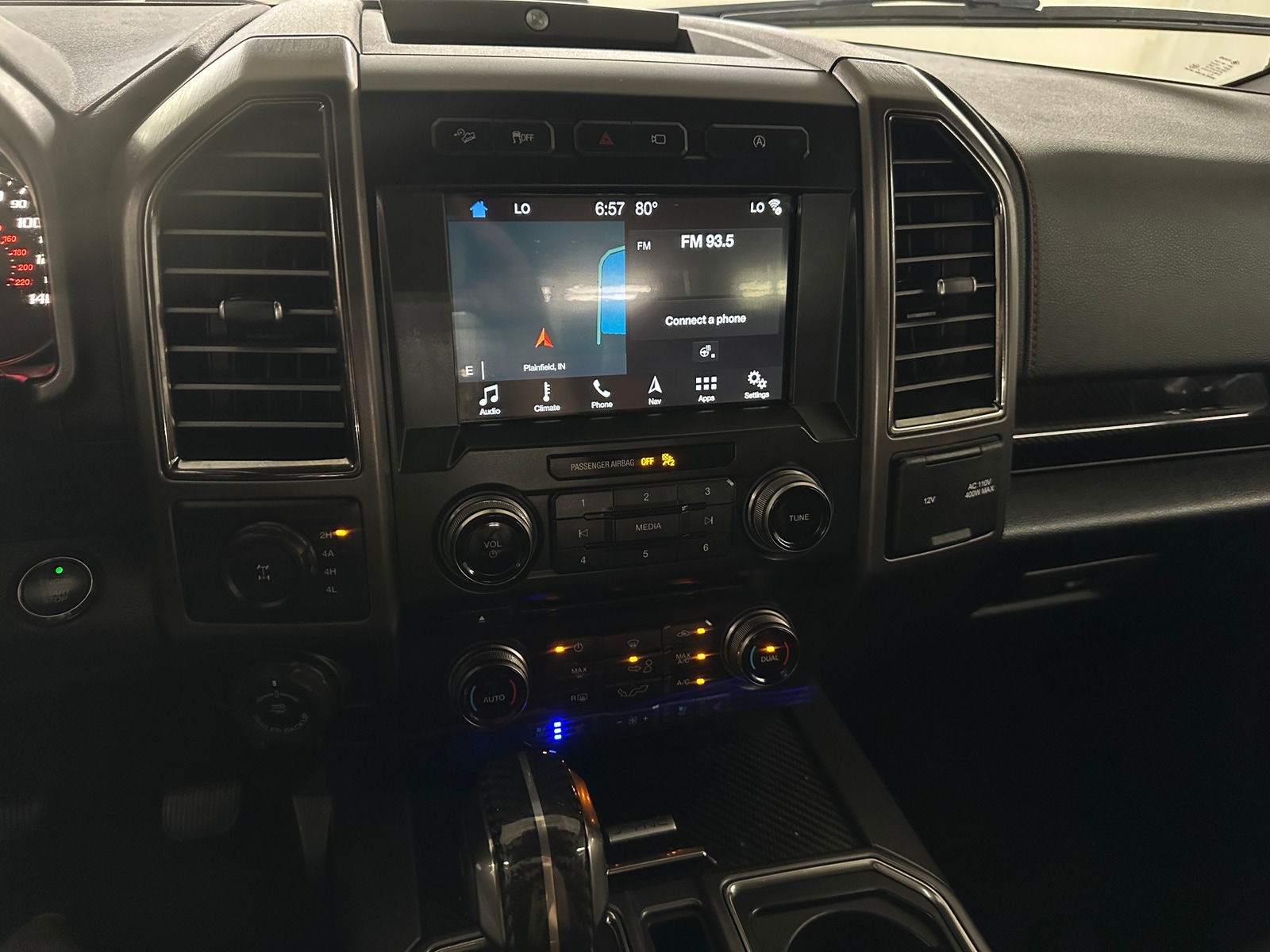 Thumbnail: 2018 Ford Econoline - 3