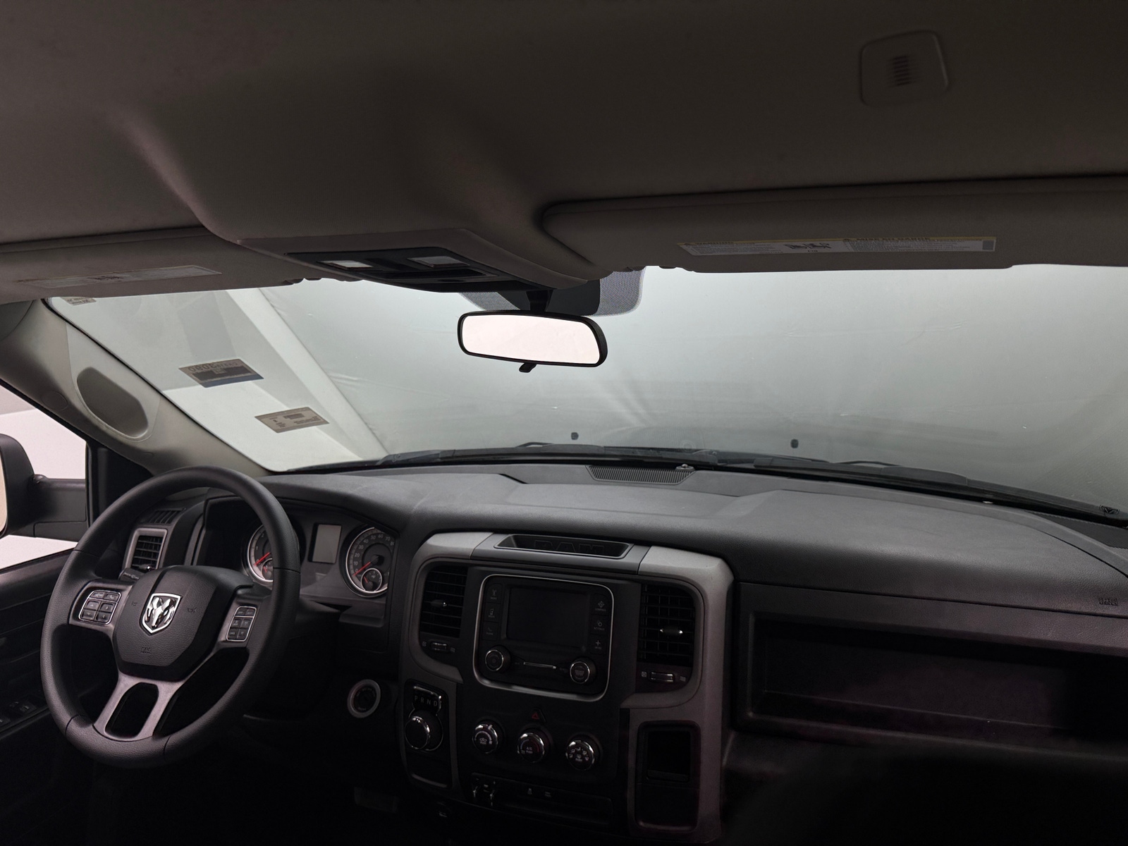 Thumbnail: 2024 RAM 1500 Classic - 3