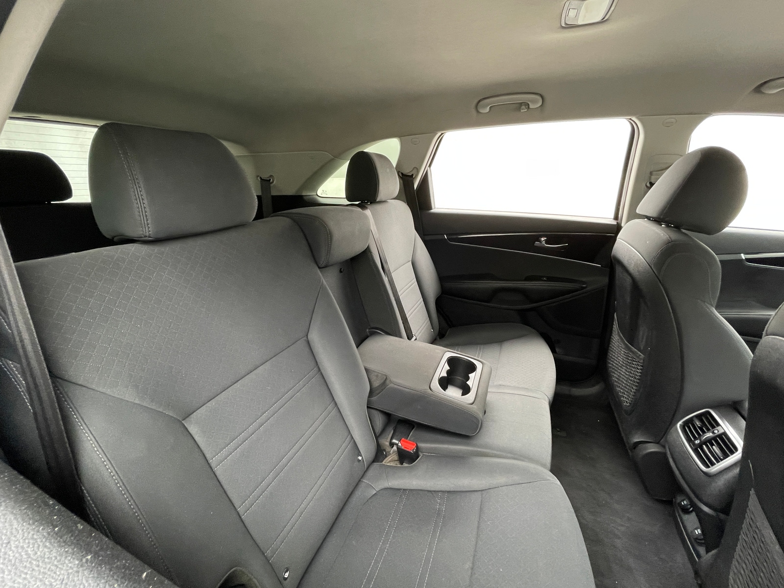 Thumbnail: 2020 Kia Sorento - 6