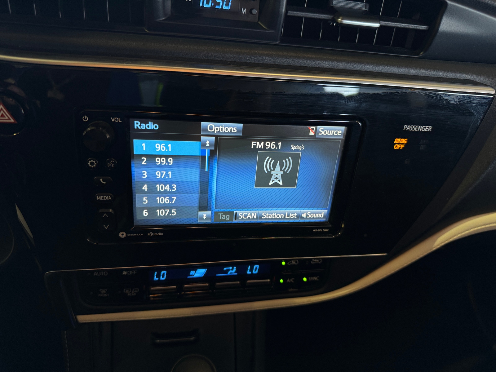 Thumbnail: 2018 Toyota Corolla iM - 4