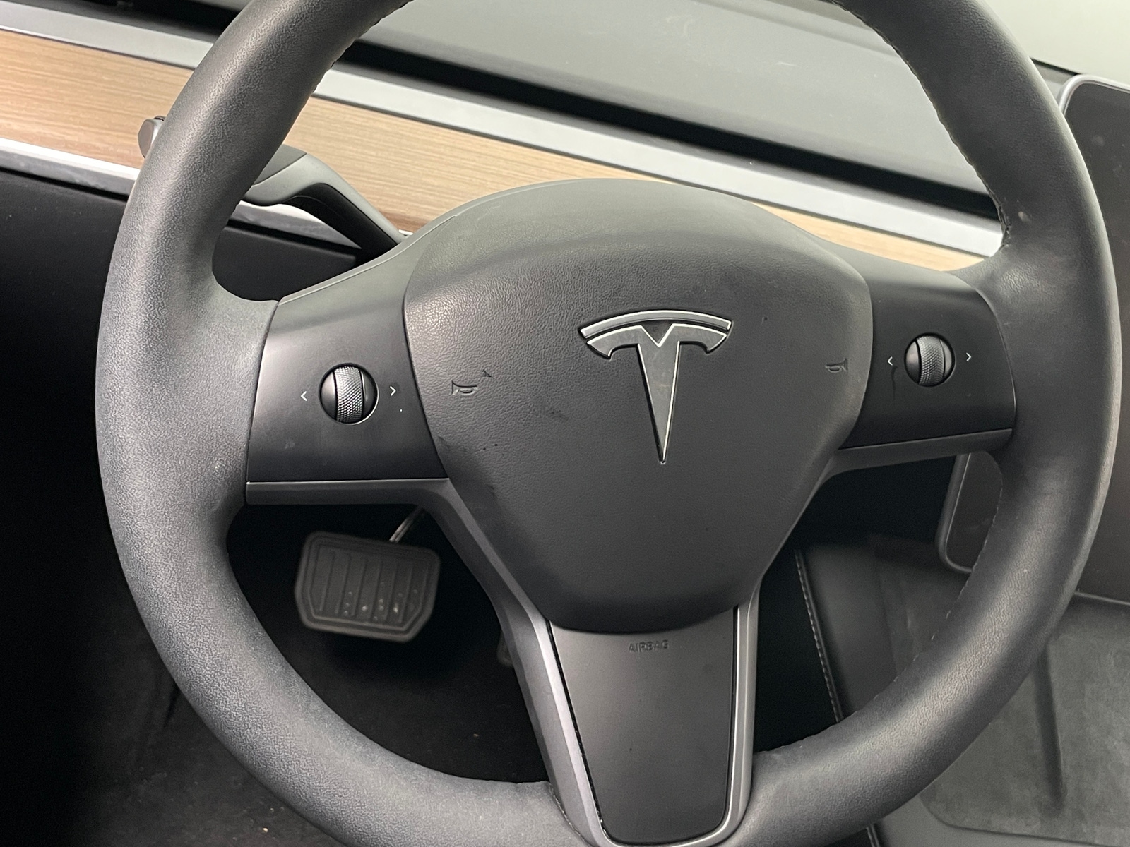 Thumbnail: 2023 Tesla Model 3 - 4