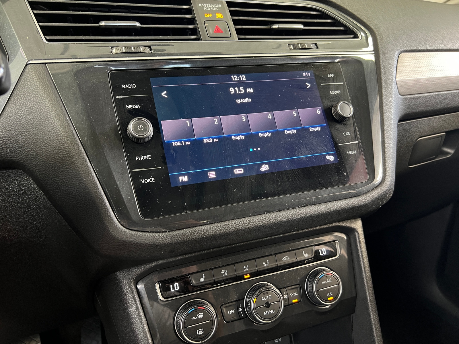 Thumbnail: 2019 Volkswagen Tiguan - 3