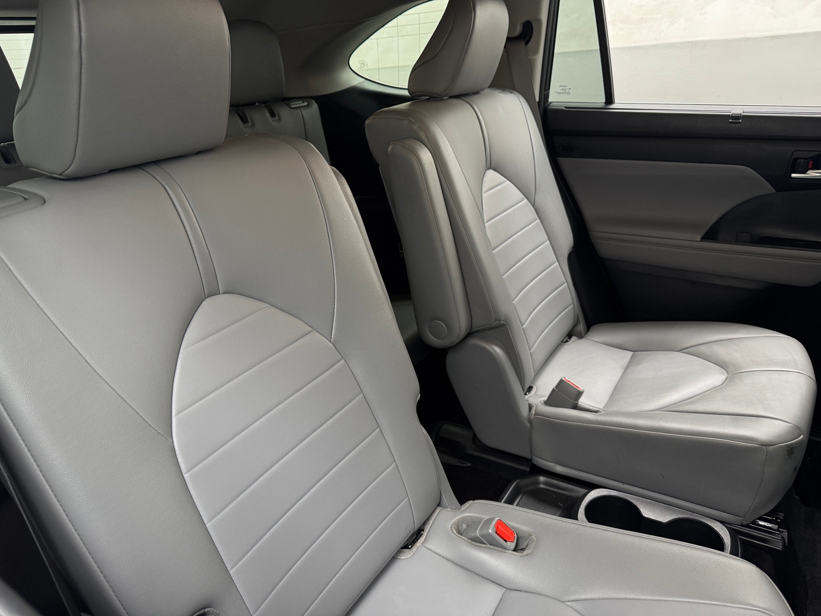 Thumbnail: 2021 Toyota Highlander - 5
