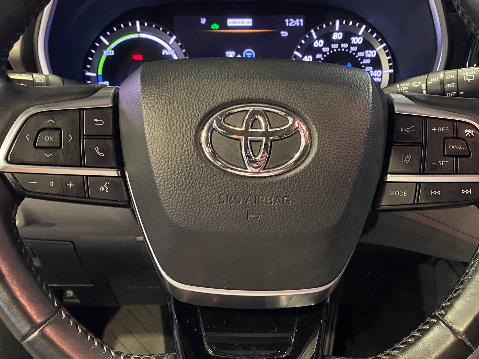 Thumbnail: 2021 Toyota Highlander - 4