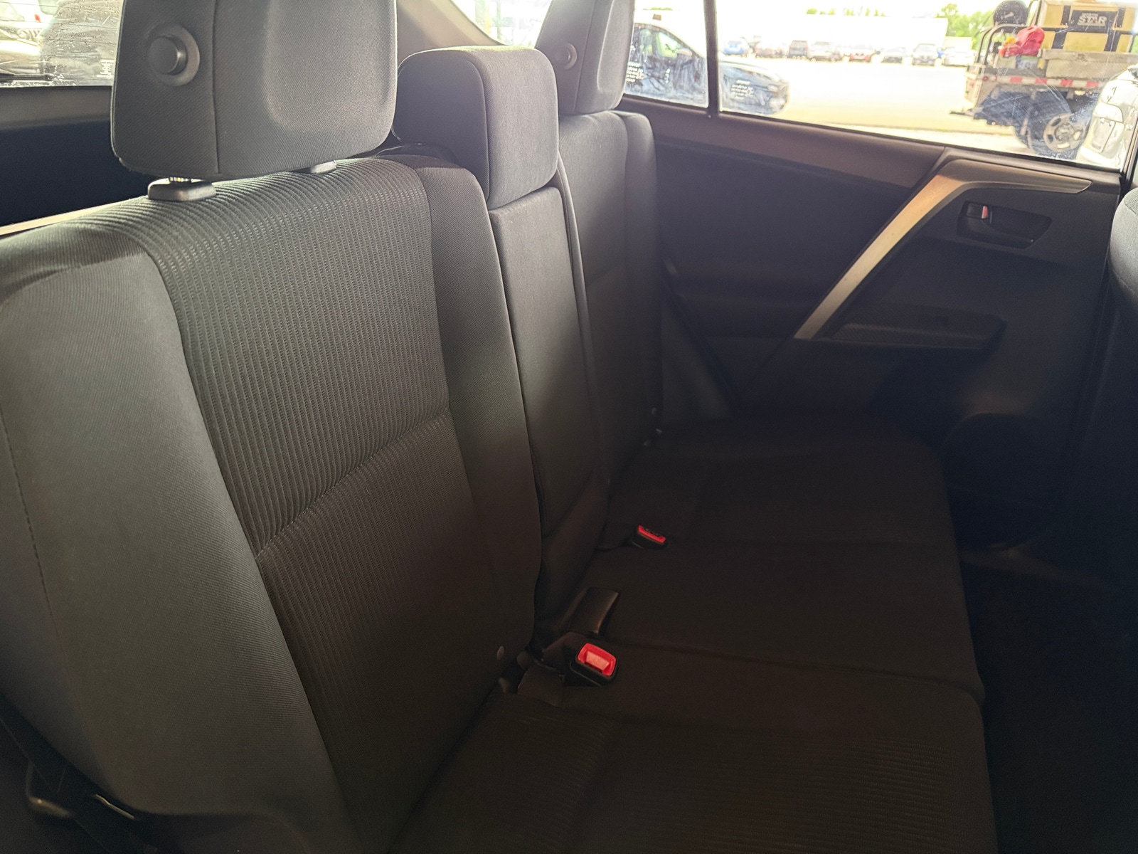 Thumbnail: 2015 Toyota RAV4 - 6