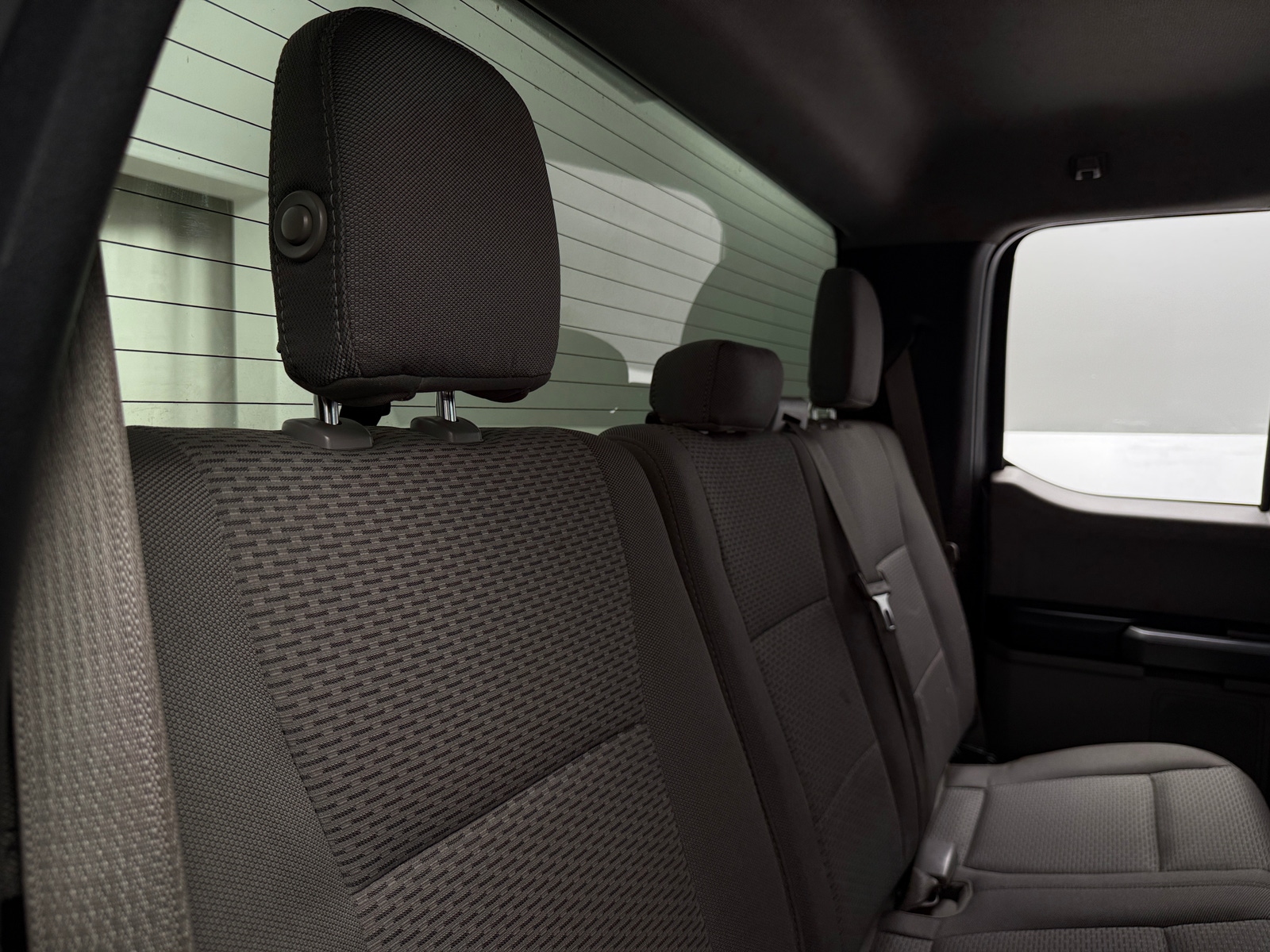 Thumbnail: 2016 Ford Econoline - 6