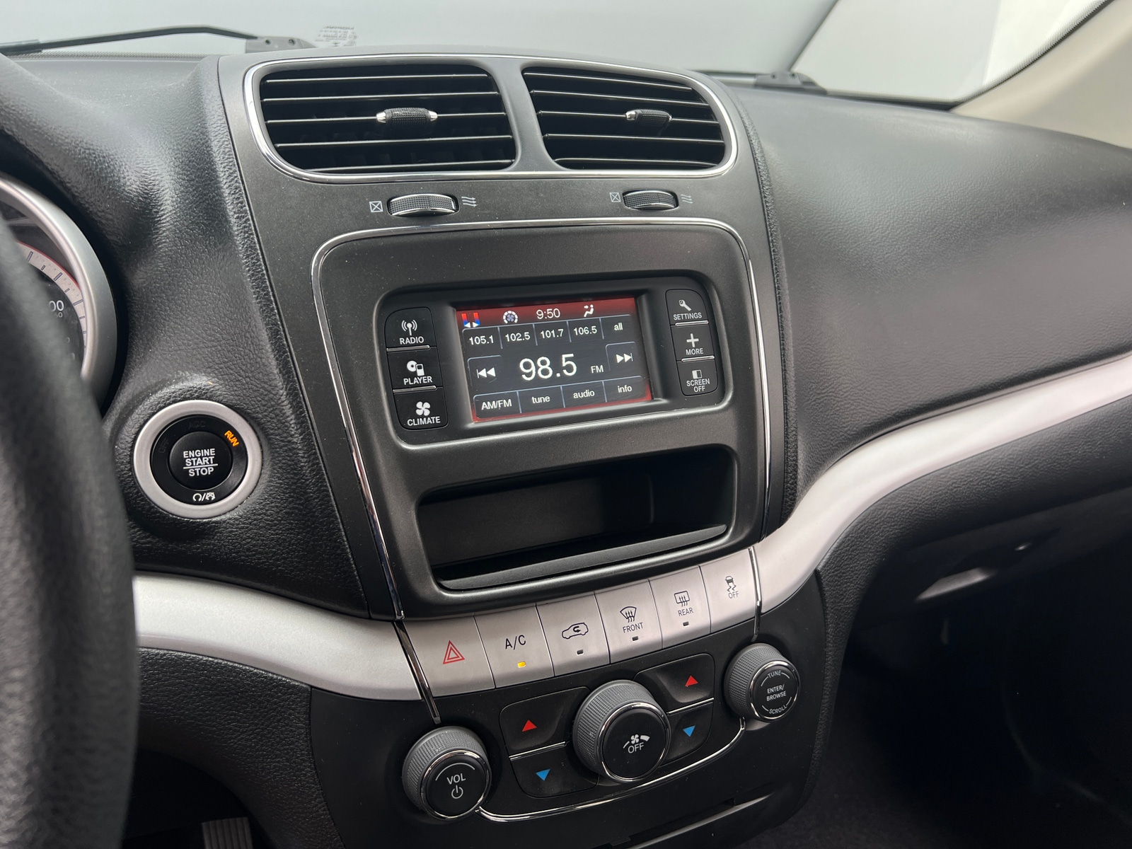 Thumbnail: 2019 Dodge Journey - 4