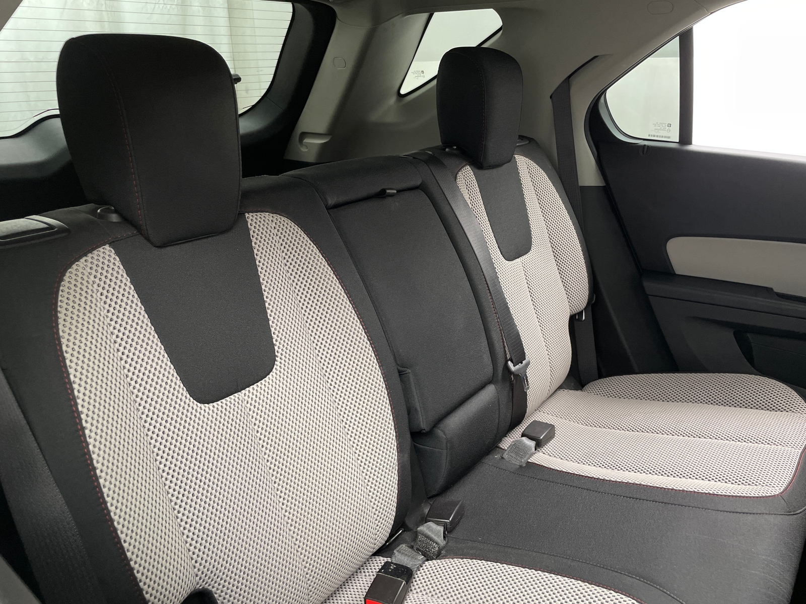Thumbnail: 2017 Chevrolet Equinox - 6