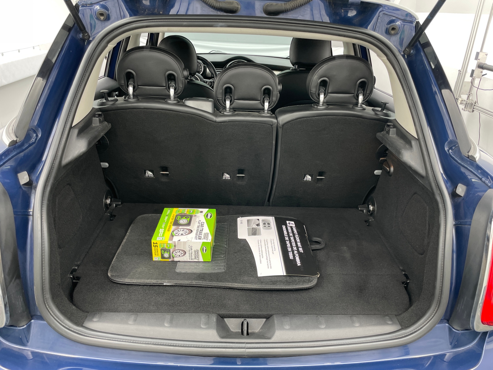 Thumbnail: 2017 MINI Cooper Hardtop - 6