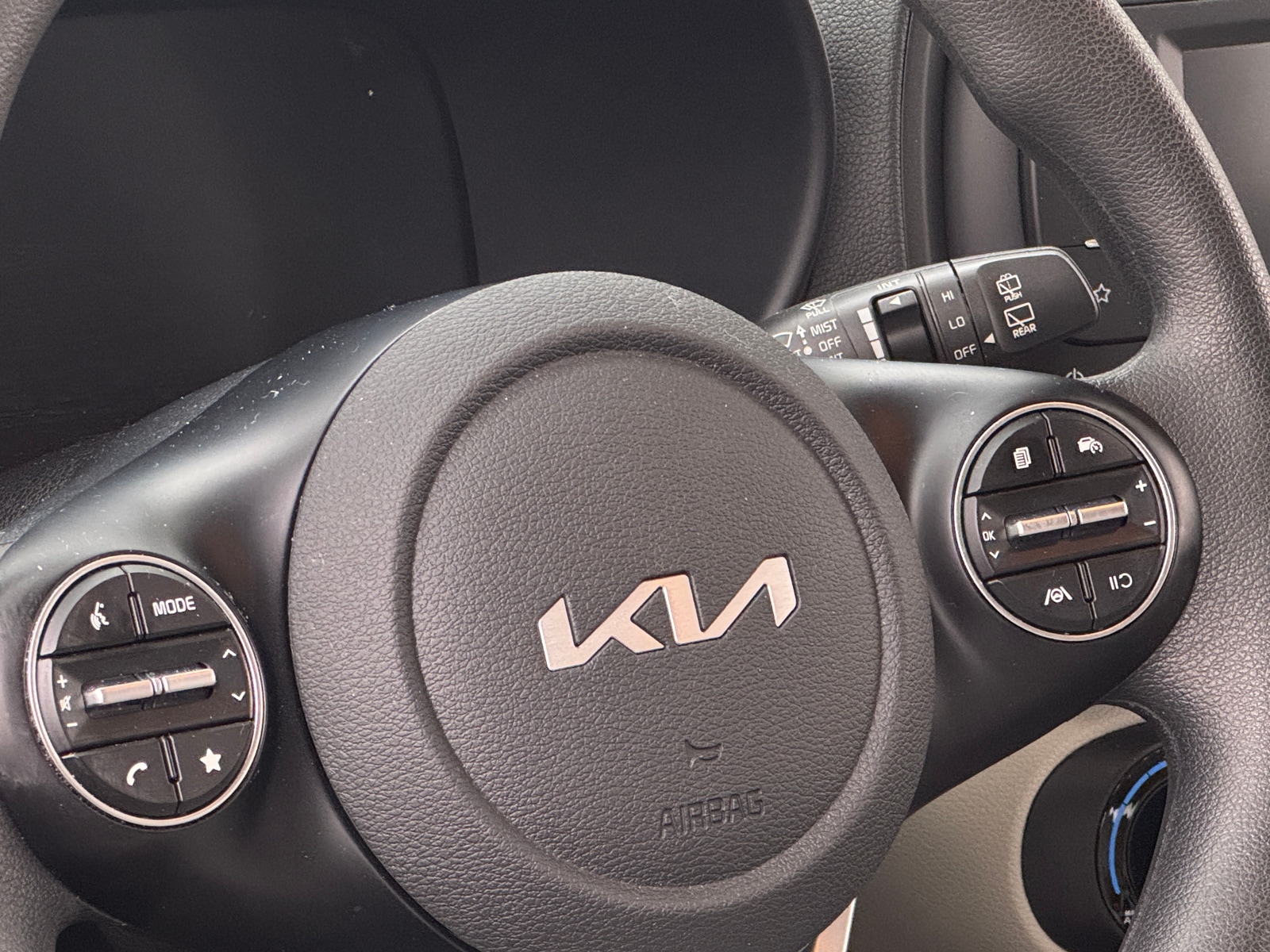 Thumbnail: 2023 Kia Soul - 5