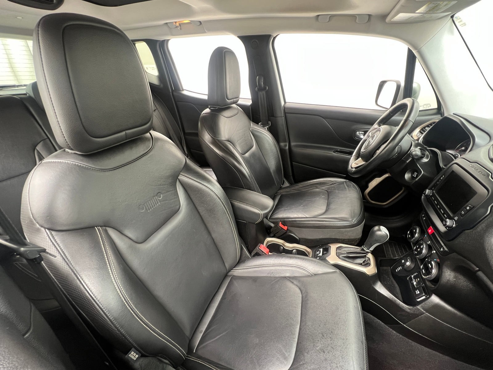 Thumbnail: 2017 Jeep Renegade - 2