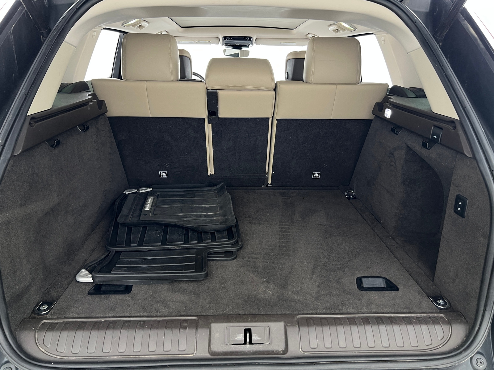 Thumbnail: 2019 Land Rover Range Rover Sport - 6