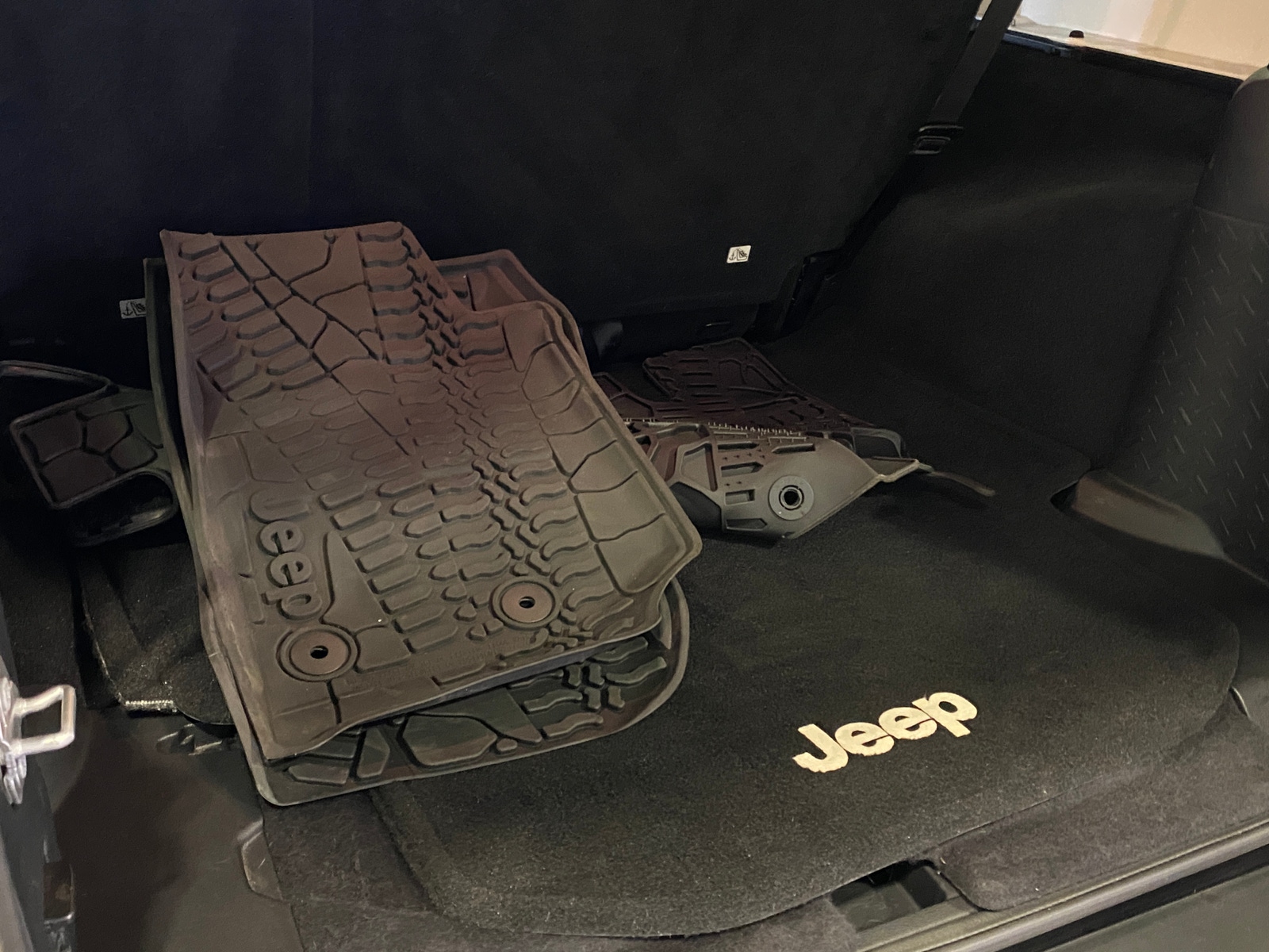 Thumbnail: 2016 Jeep Wrangler - 7