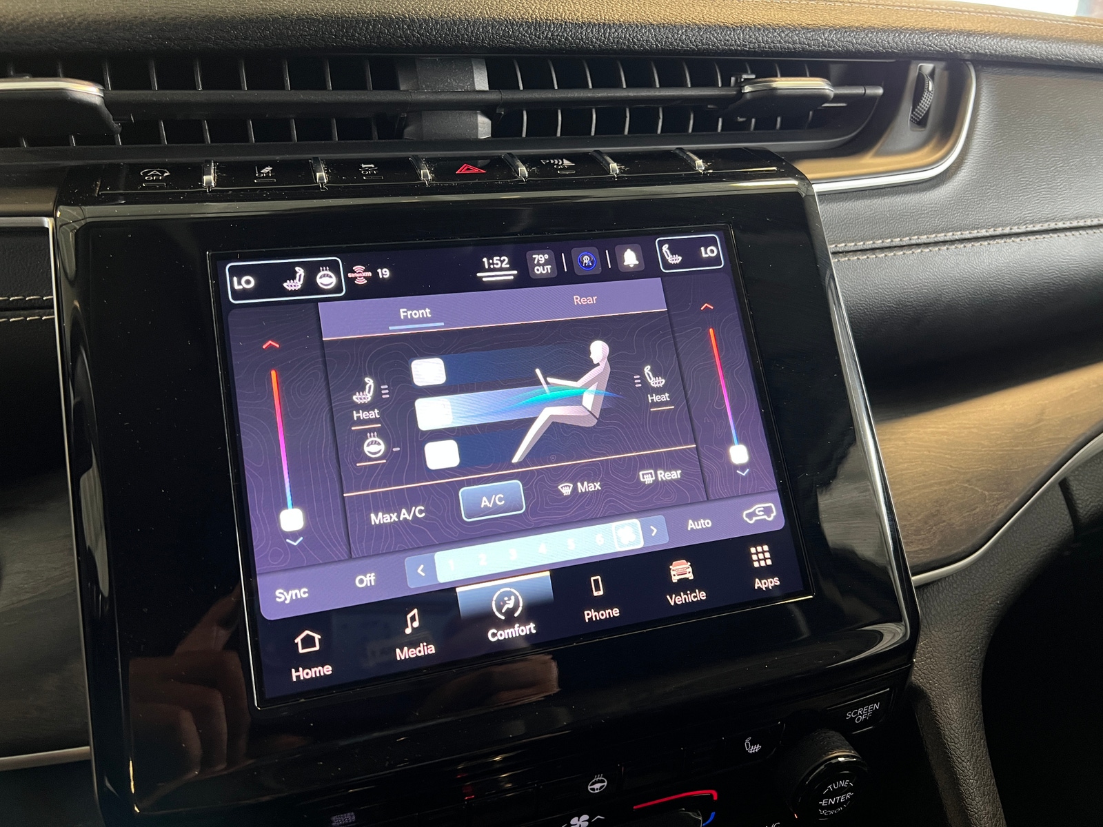 Thumbnail: 2021 Jeep Grand Cherokee L - 3