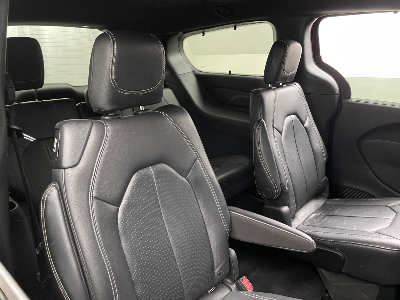 Thumbnail: 2021 Chrysler Pacifica - 5