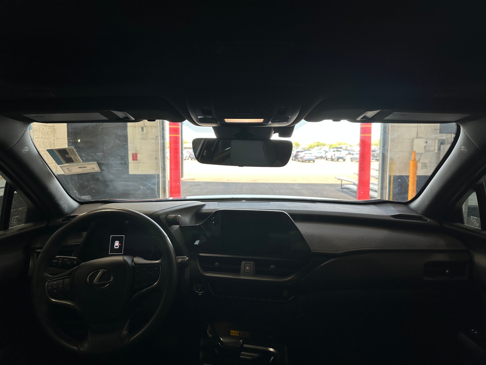 Thumbnail: 2023 Lexus UX - 2