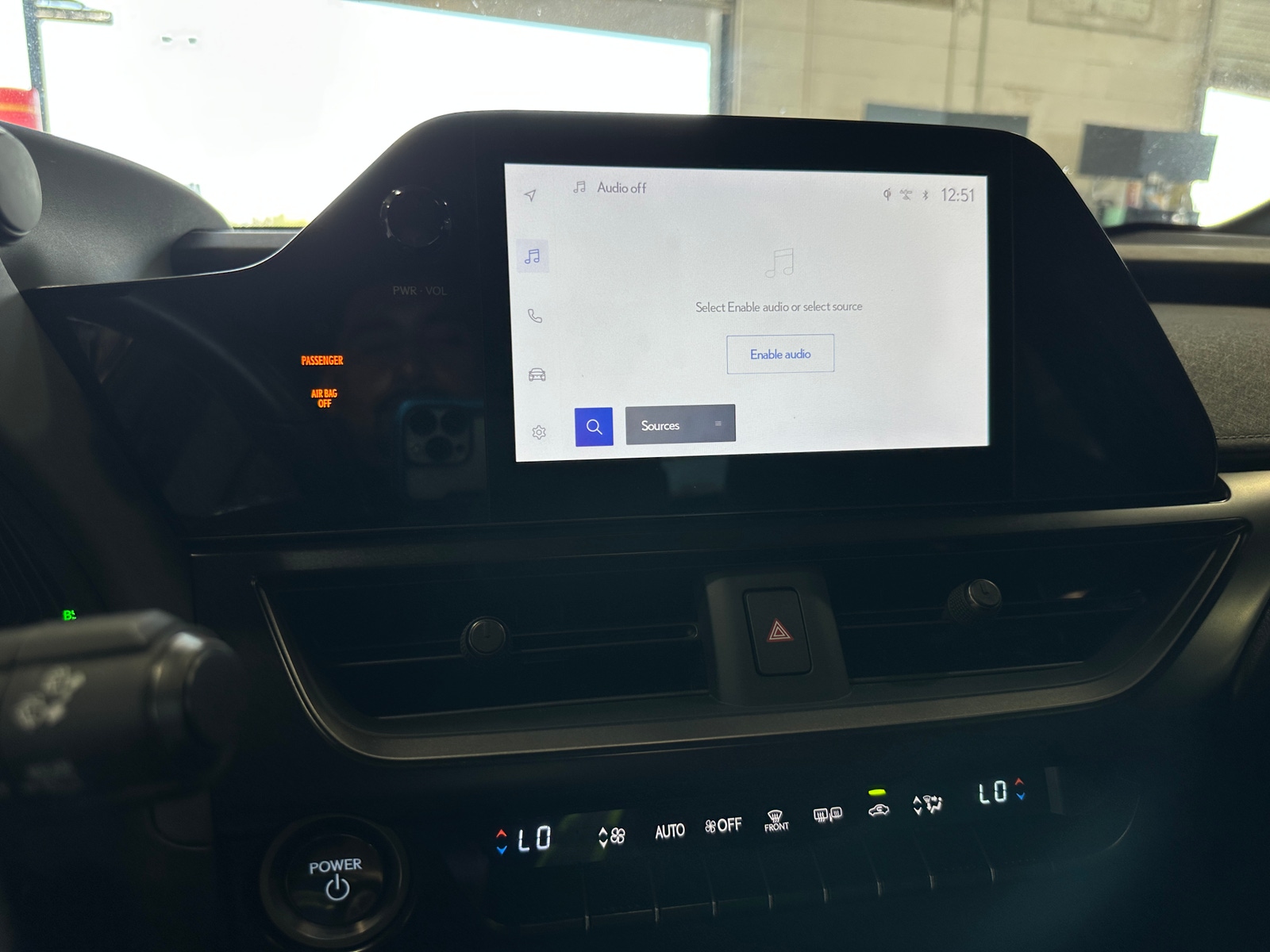 Thumbnail: 2023 Lexus UX - 3