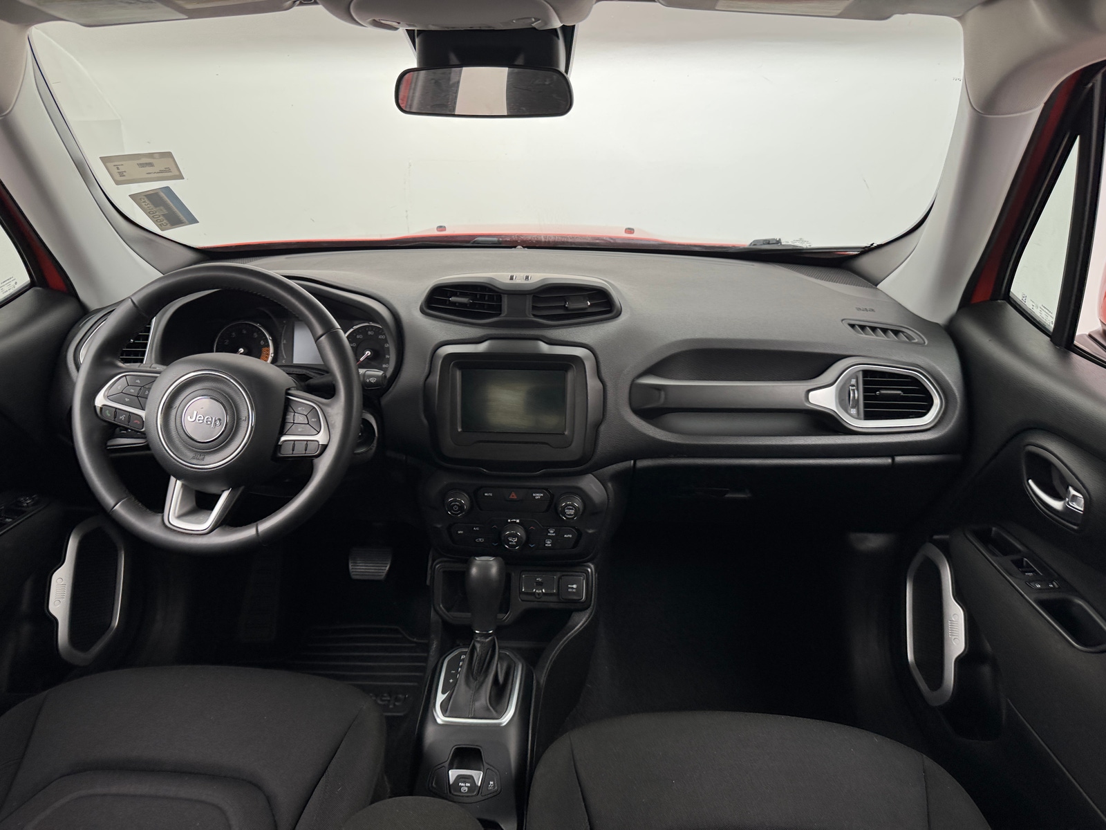 Thumbnail: 2020 Jeep Renegade - 3