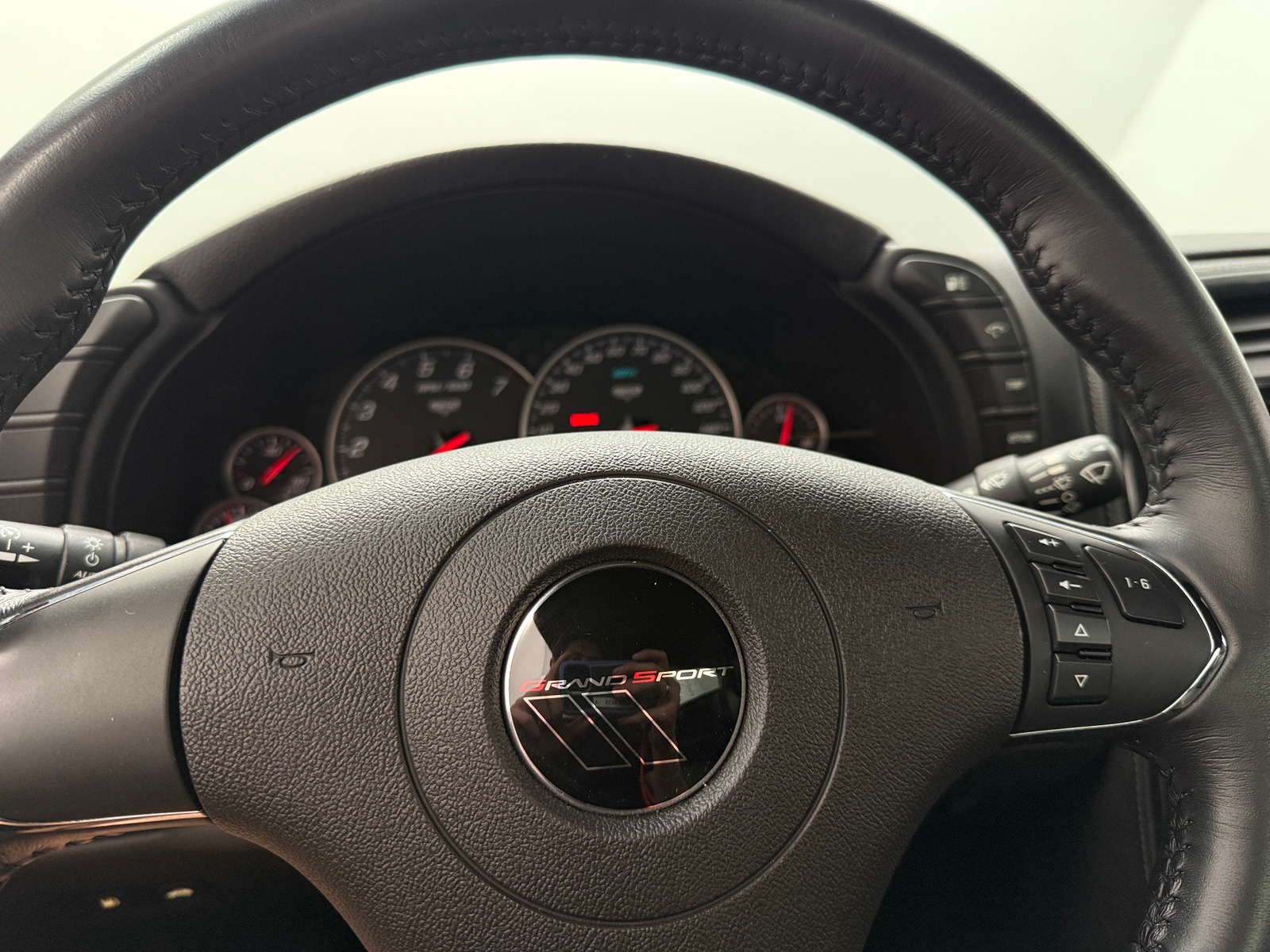 Thumbnail: 2013 Chevrolet Corvette - 3