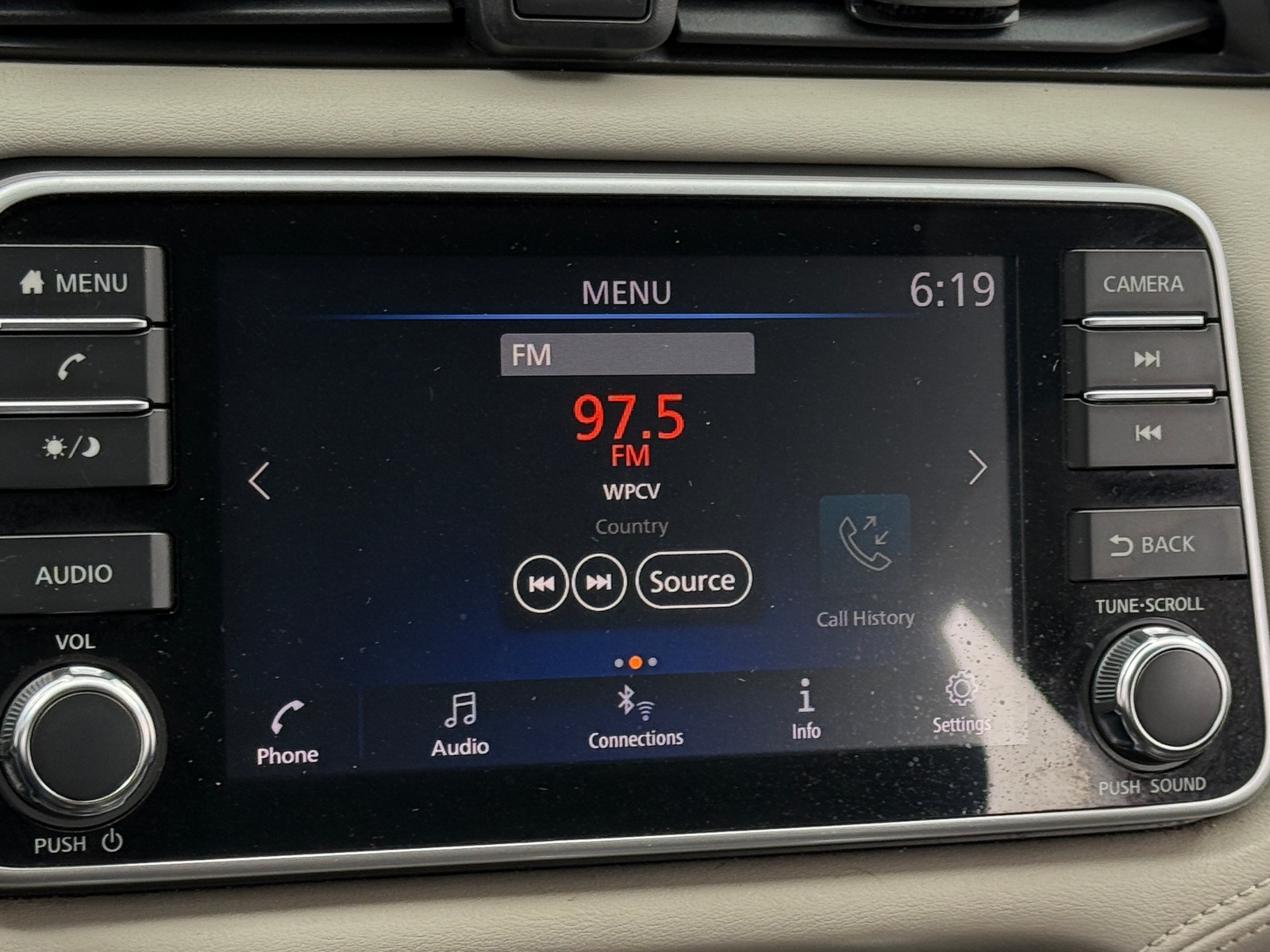 Thumbnail: 2020 Nissan Versa - 4