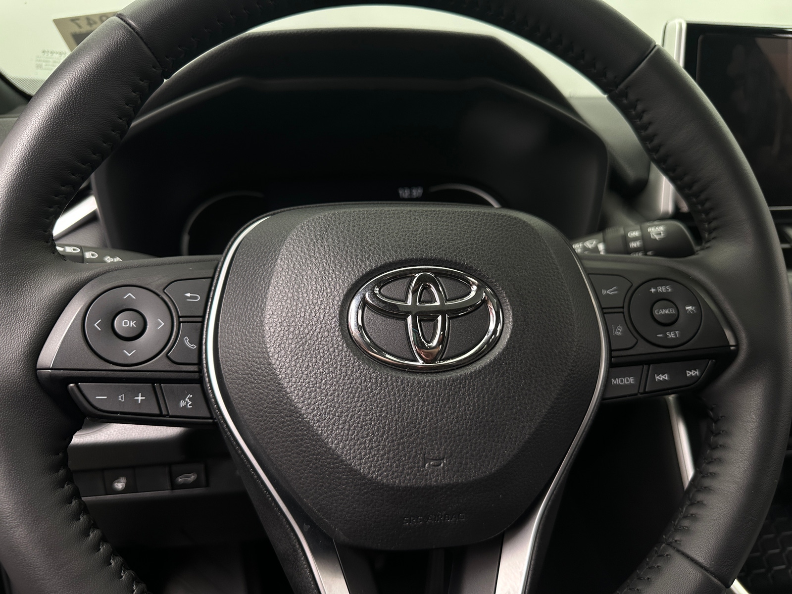 Thumbnail: 2023 Toyota RAV4 - 5