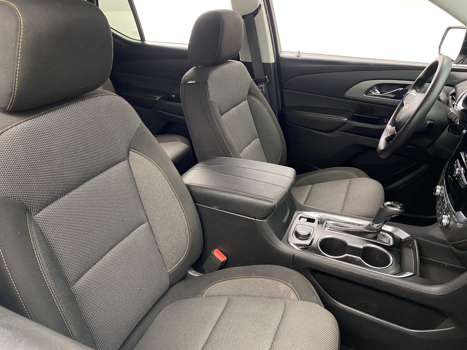 Thumbnail: 2020 Chevrolet Traverse - 2