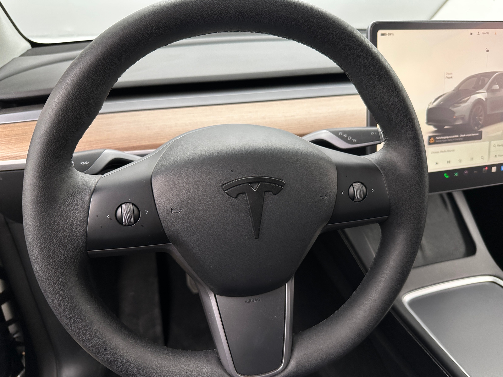 Thumbnail: 2022 Tesla Model Y - 4