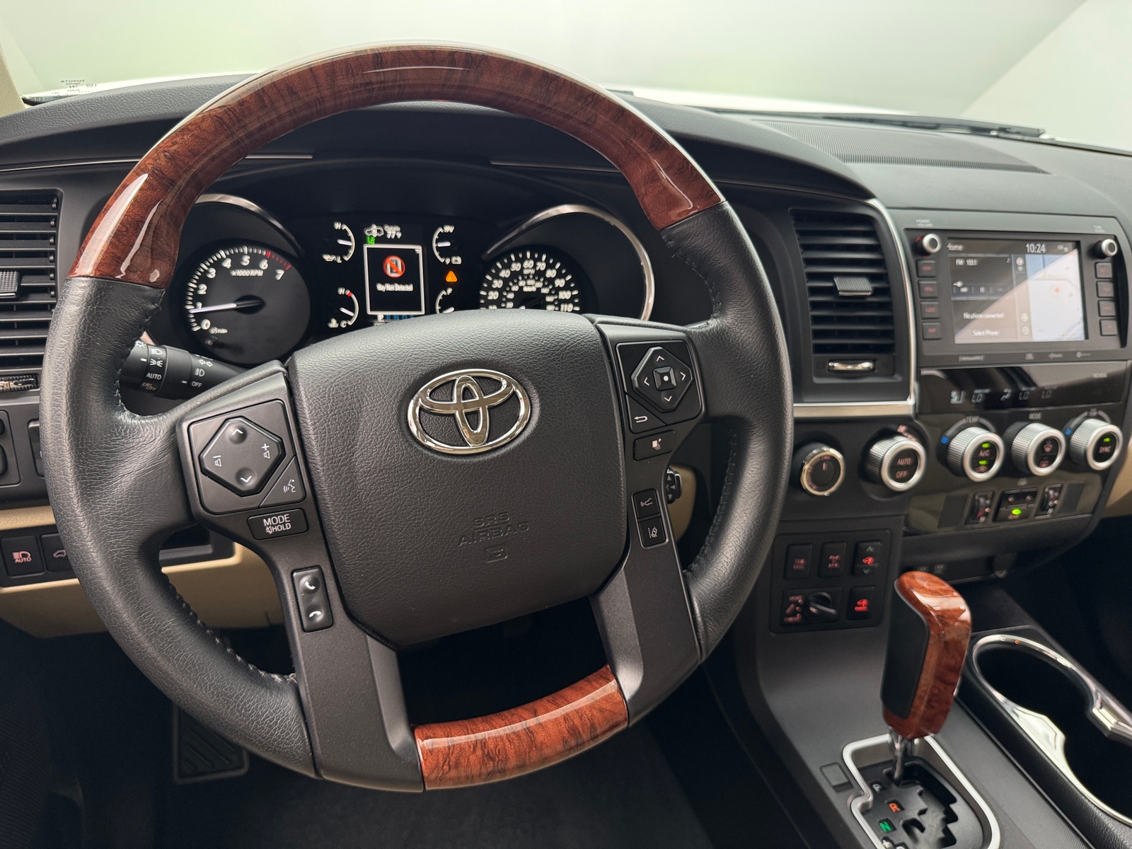 Thumbnail: 2021 Toyota Sequoia - 4