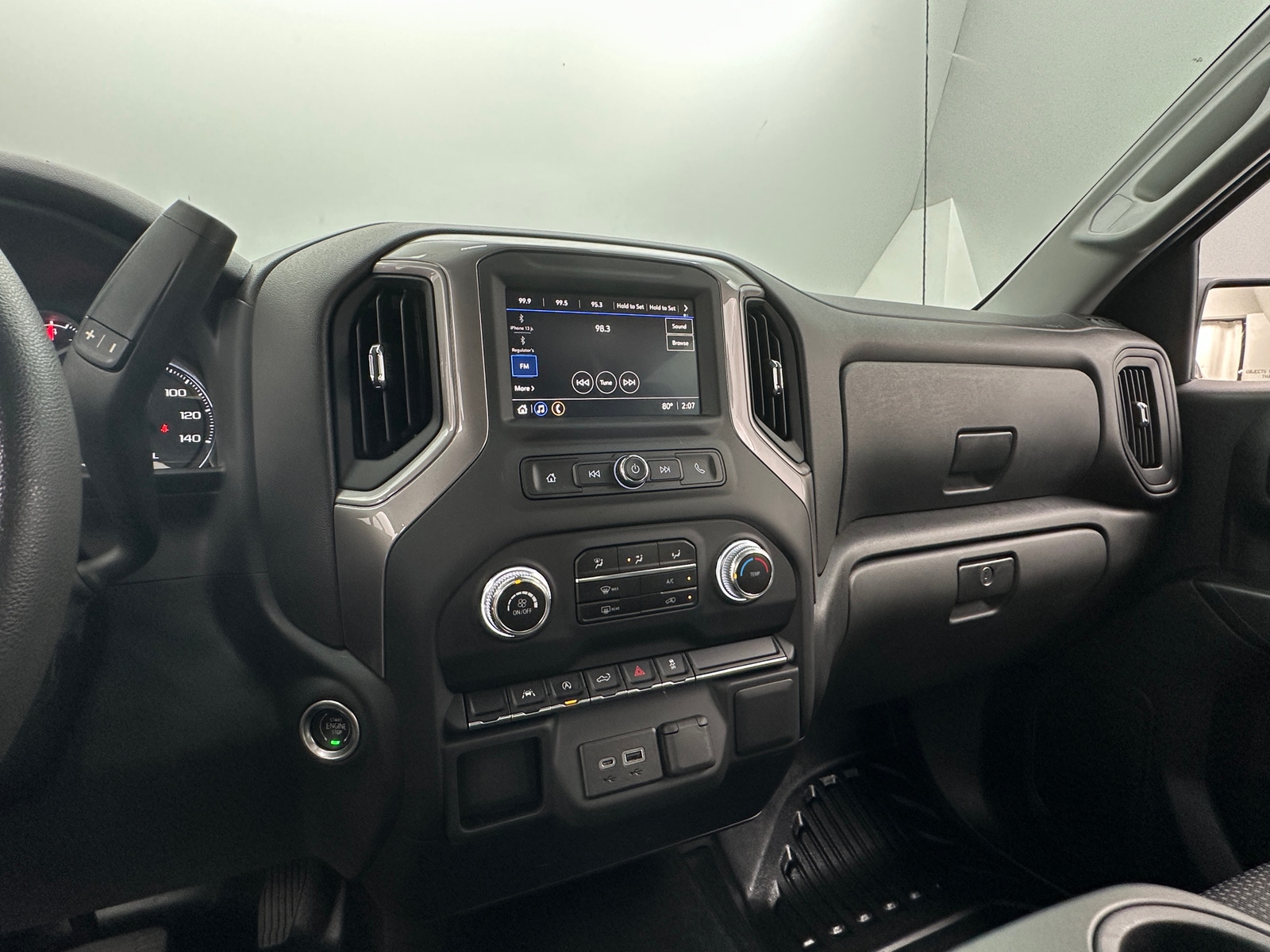 Thumbnail: 2023 GMC Sierra 1500 - 4