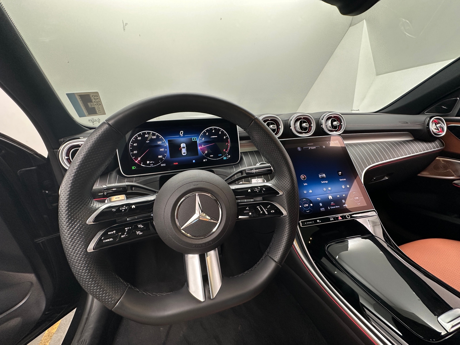 Thumbnail: 2023 Mercedes-Benz C-Class - 3