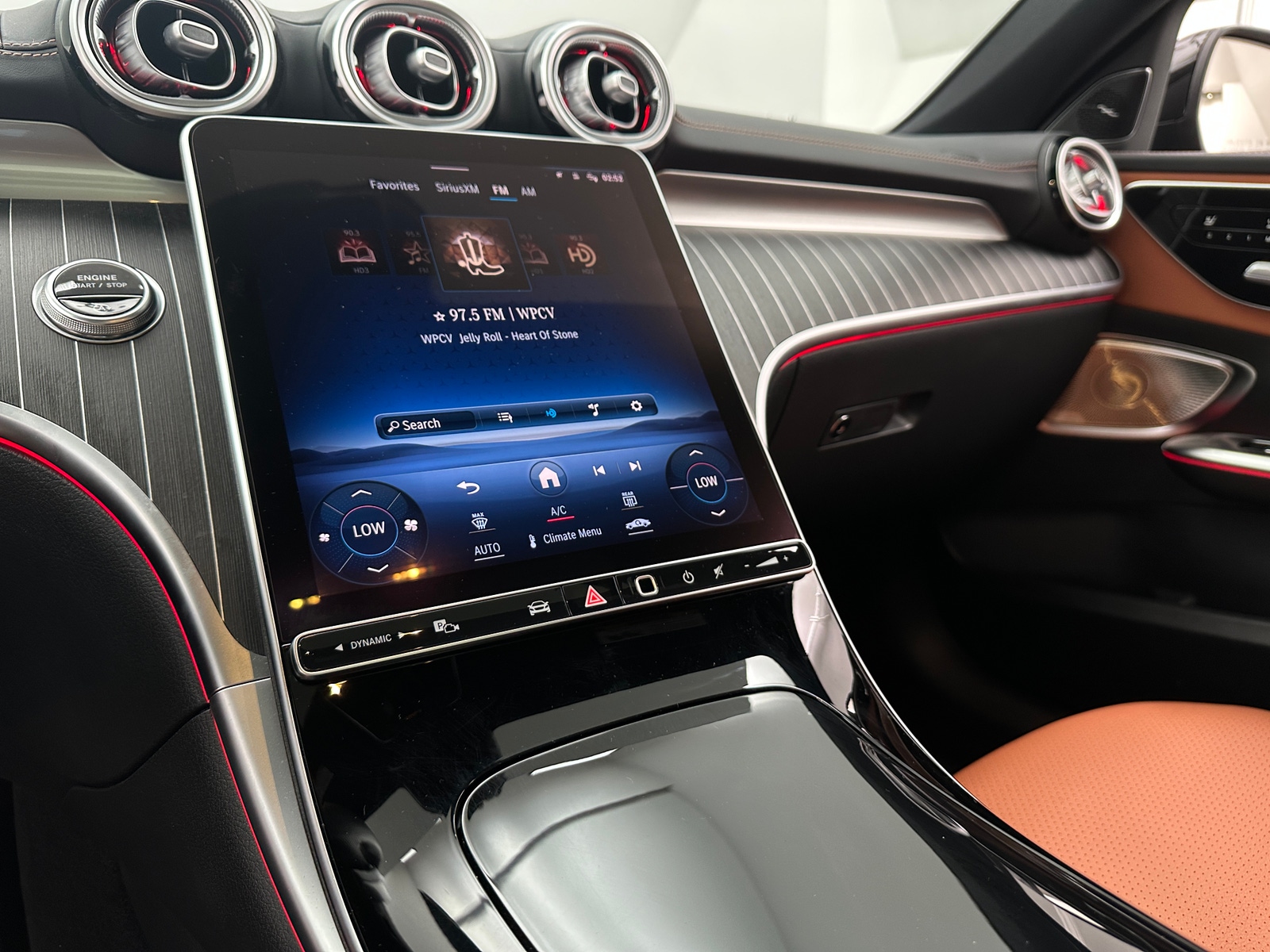 Thumbnail: 2023 Mercedes-Benz C-Class - 4