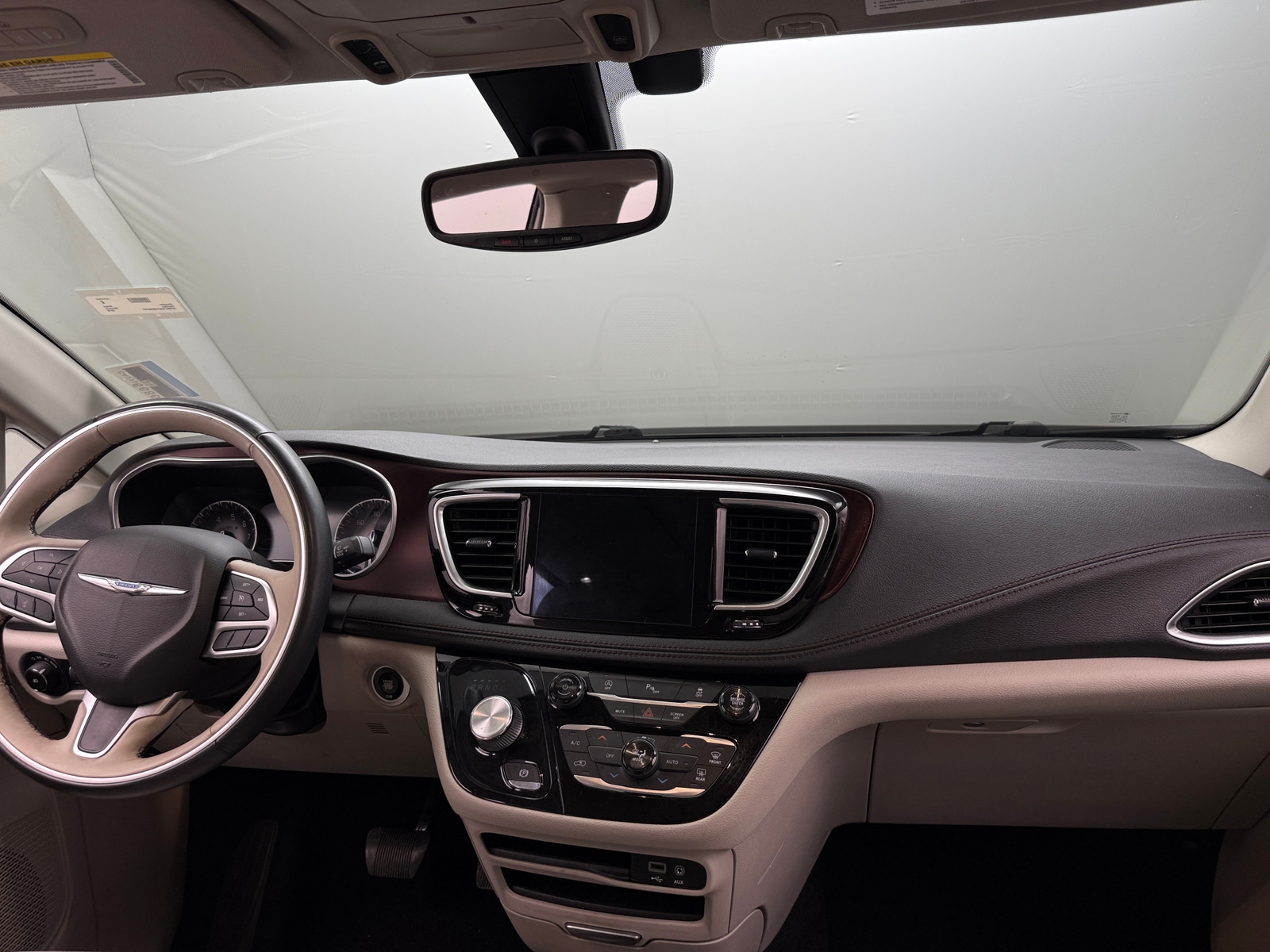 Thumbnail: 2018 Chrysler Pacifica - 2