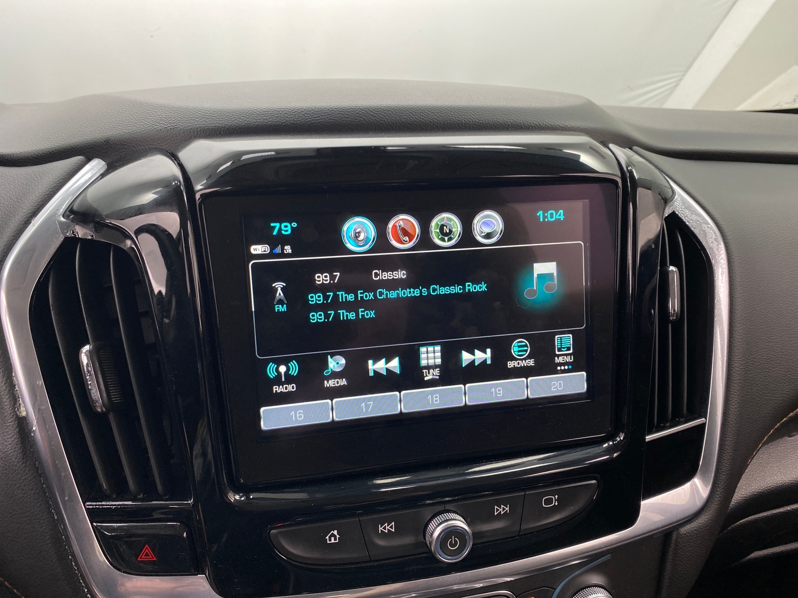 Thumbnail: 2019 Chevrolet Traverse - 4