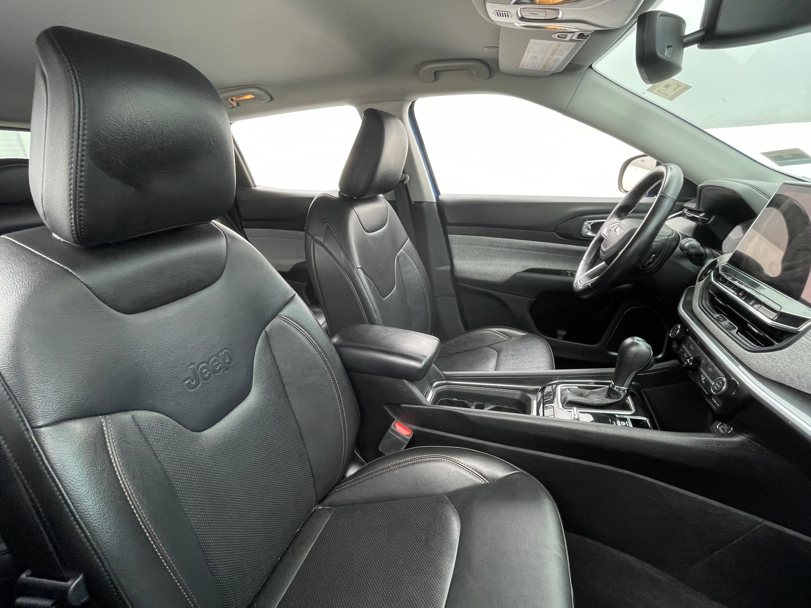 Thumbnail: 2022 Jeep Compass - 2