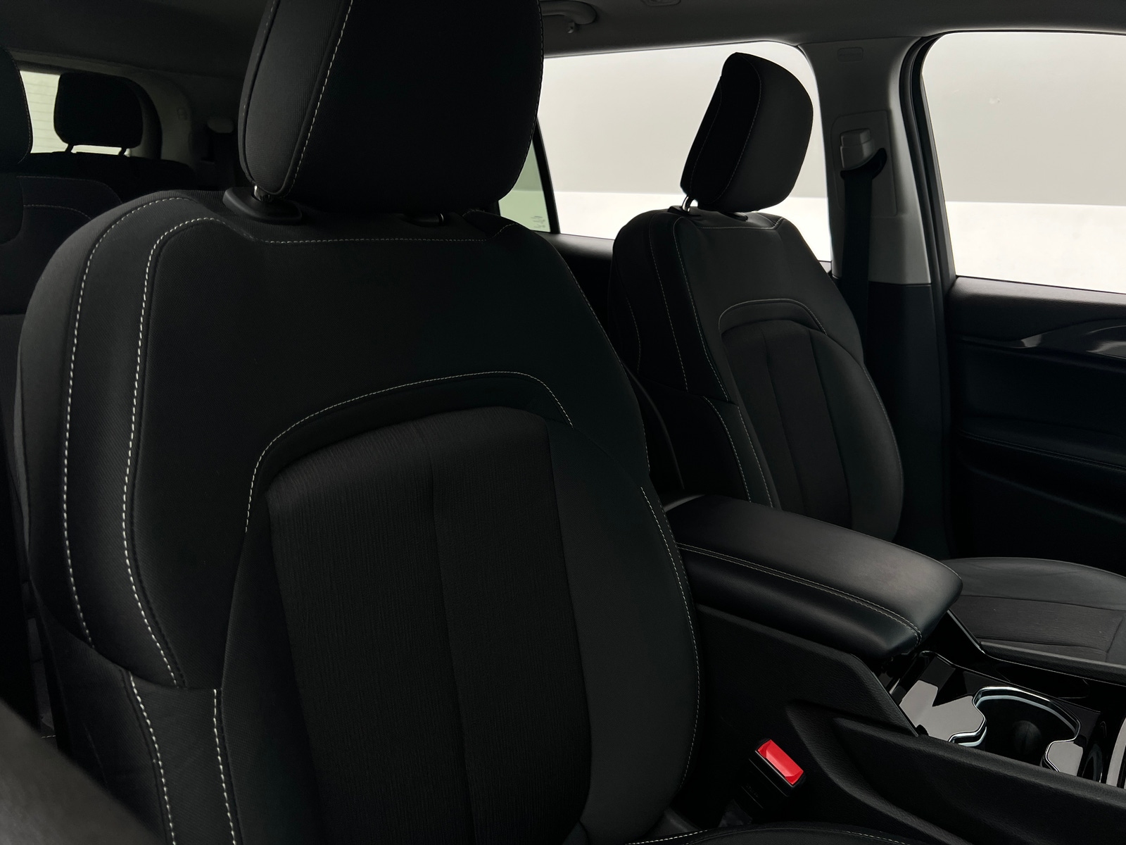 Thumbnail: 2022 Jeep Grand Cherokee L - 2