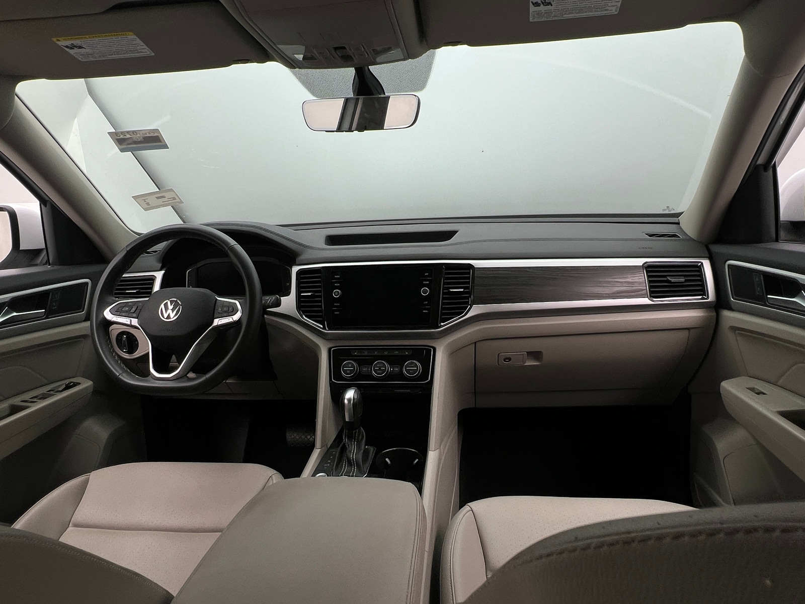 Thumbnail: 2022 Volkswagen Atlas - 2