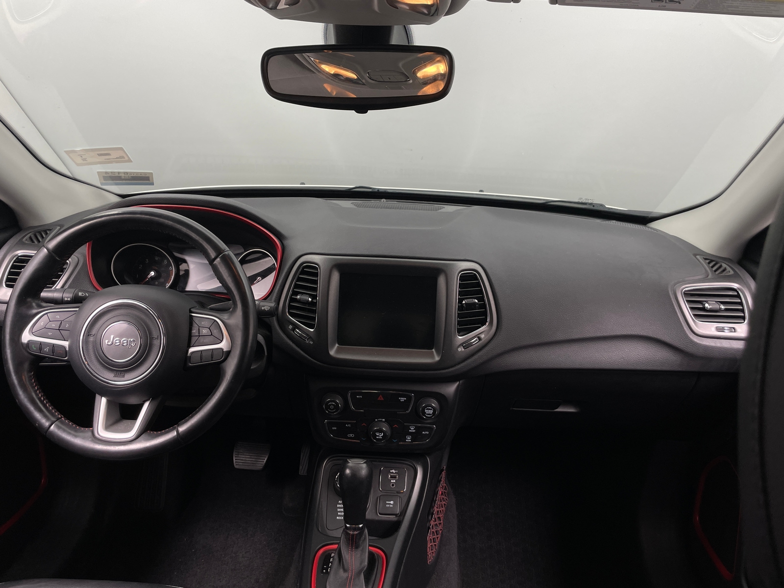 Thumbnail: 2019 Jeep Compass - 3