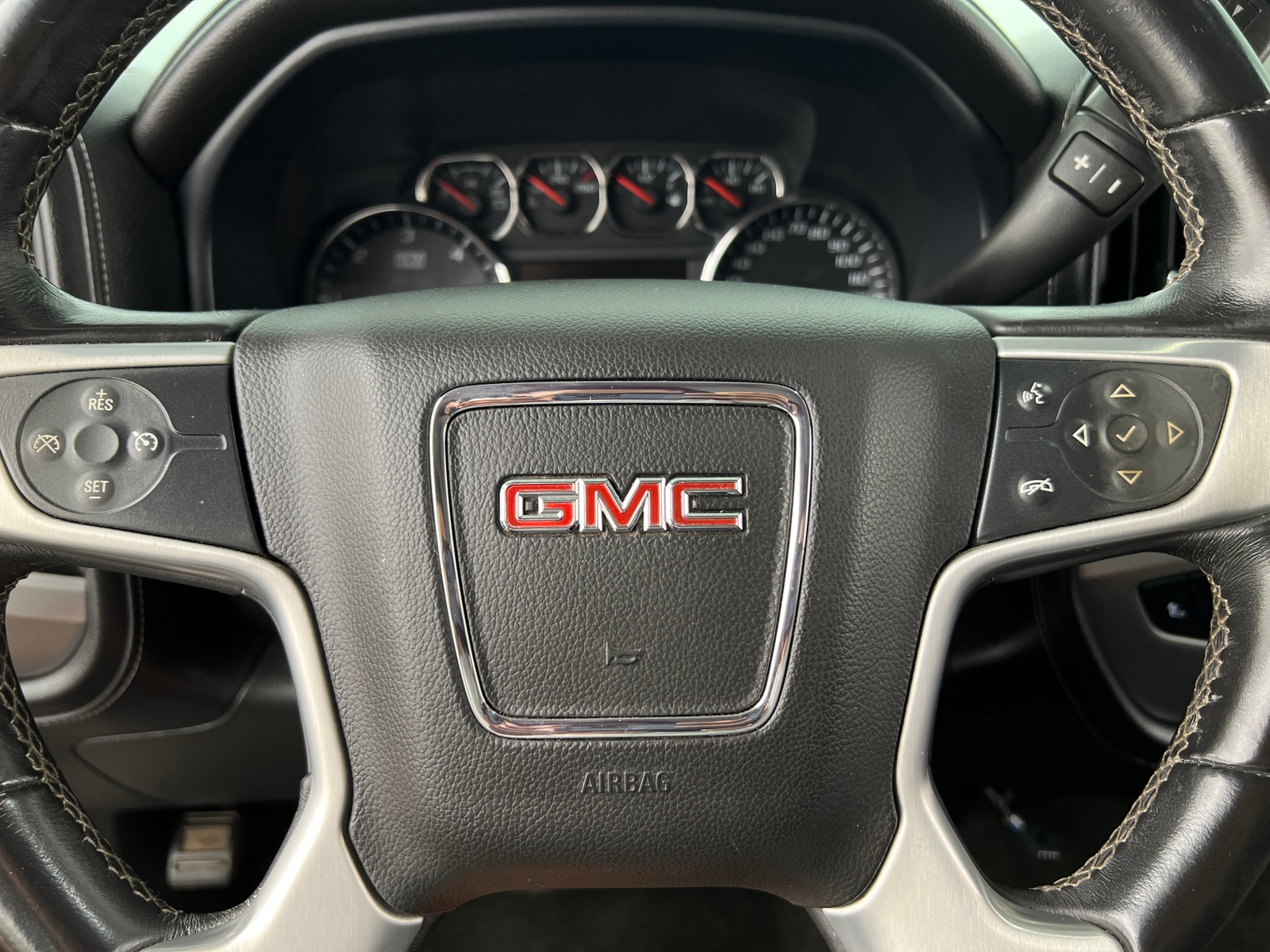 Thumbnail: 2014 GMC Sierra 1500 - 4
