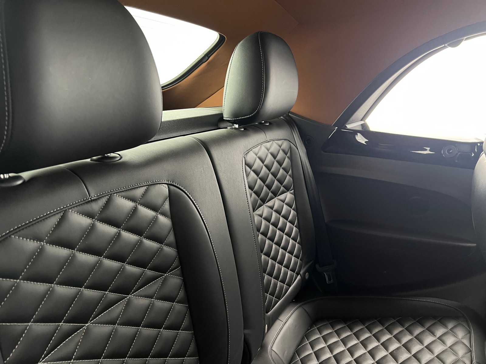 Thumbnail: 2019 Volkswagen Beetle - 6