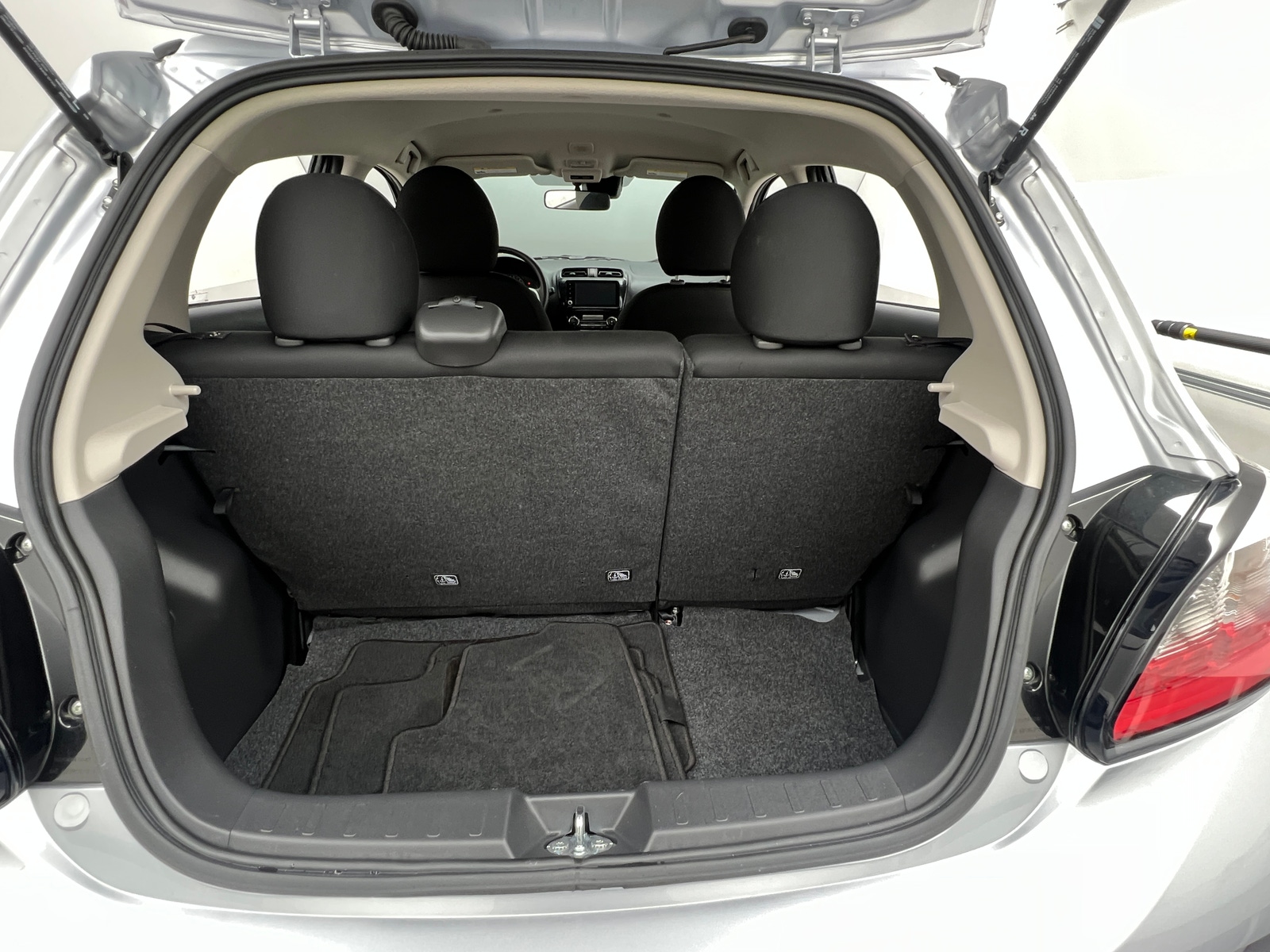 Thumbnail: 2024 Mitsubishi Mirage - 7