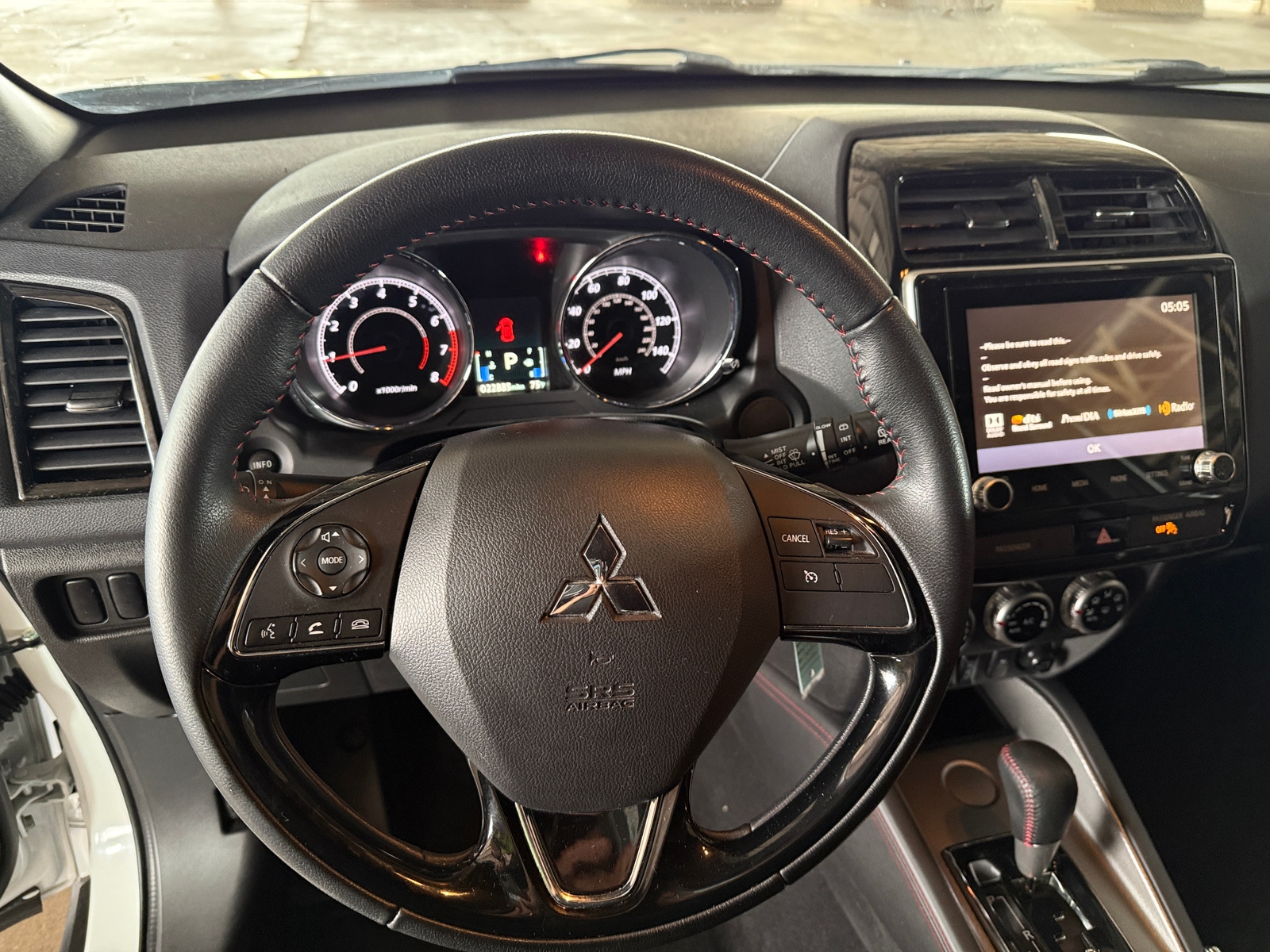 Thumbnail: 2020 Mitsubishi Outlander Sport - 5