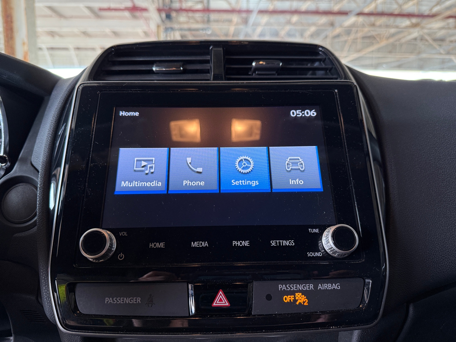 Thumbnail: 2020 Mitsubishi Outlander Sport - 4