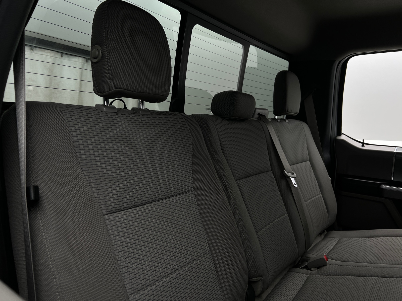 Thumbnail: 2018 Ford Econoline - 6