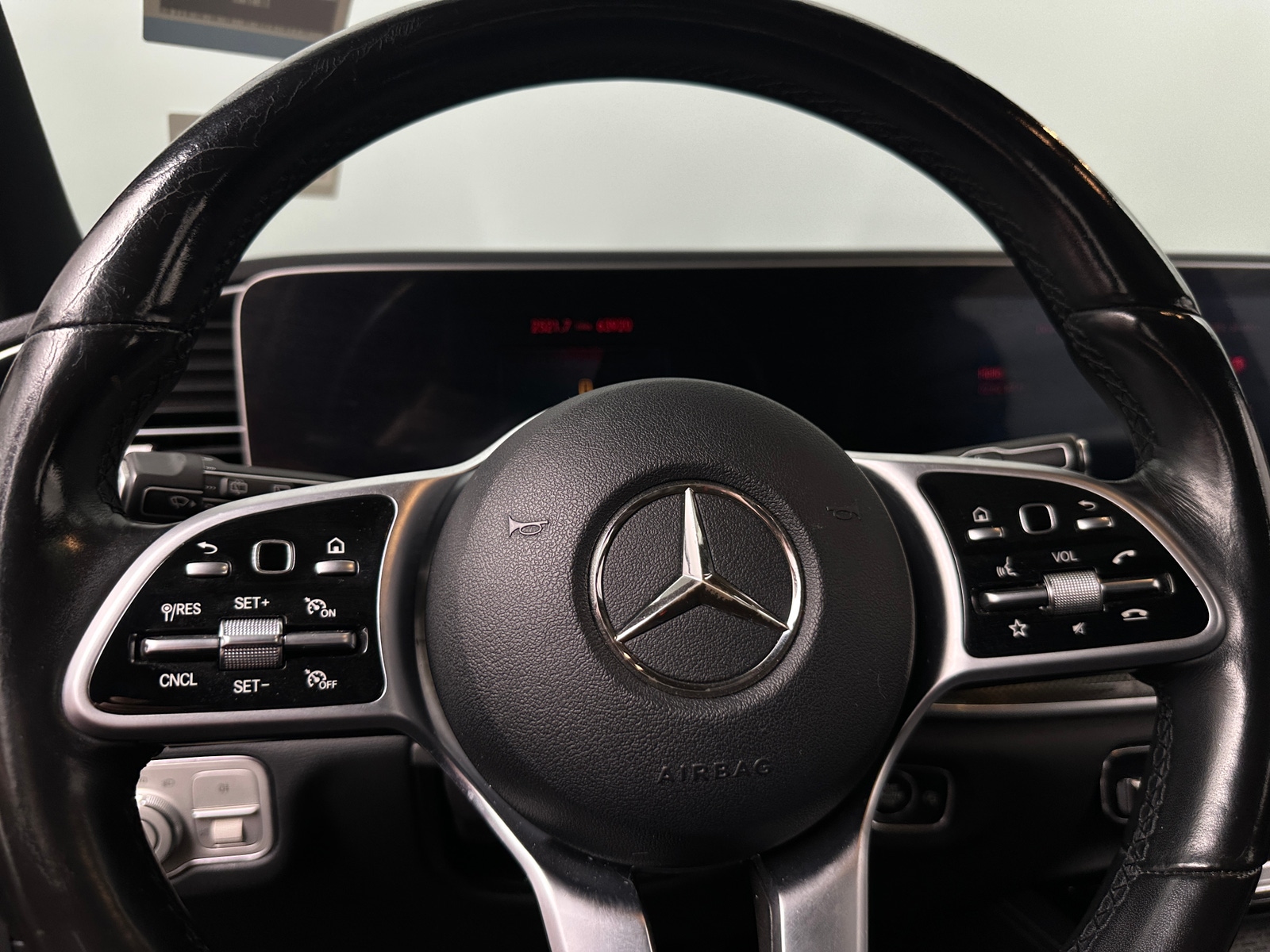Thumbnail: 2020 Mercedes-Benz GLE - 4