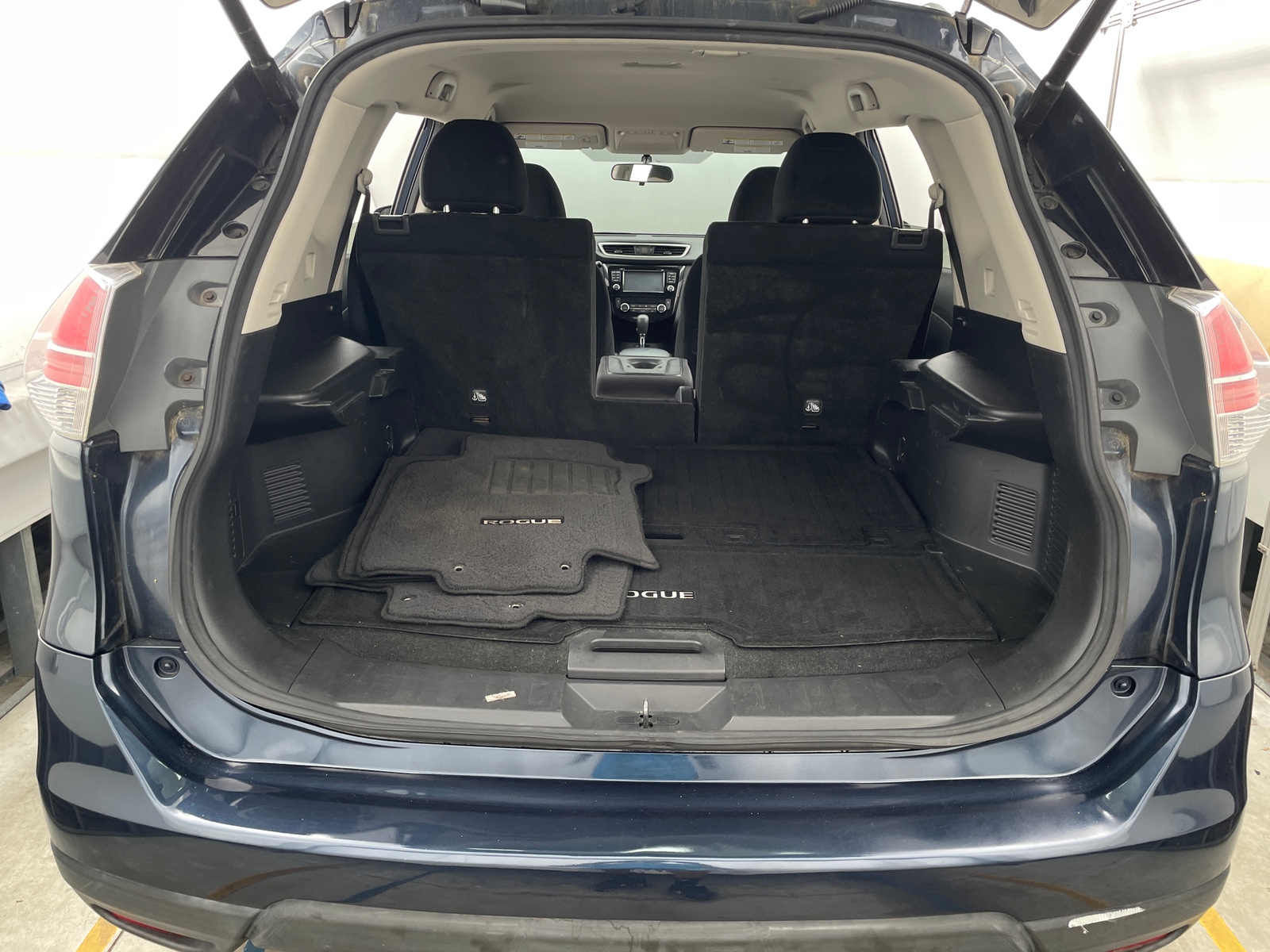 Thumbnail: 2015 Nissan Rogue - 7