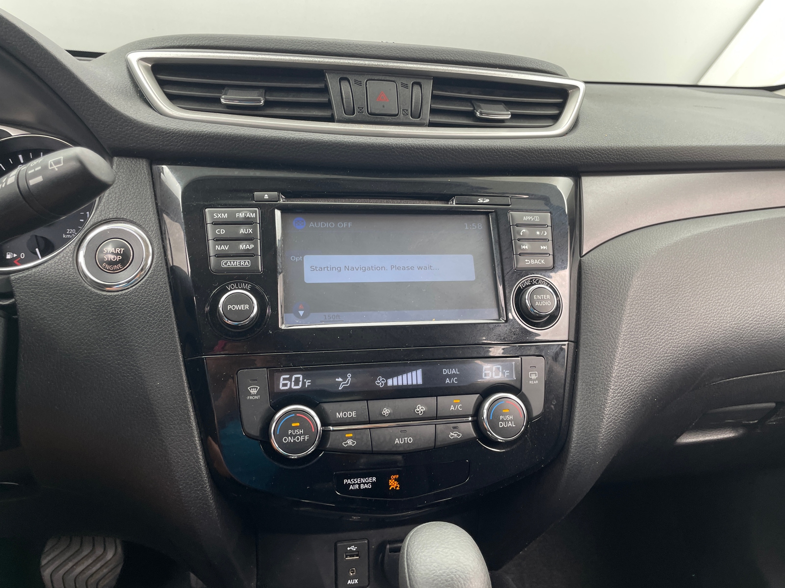 Thumbnail: 2015 Nissan Rogue - 4