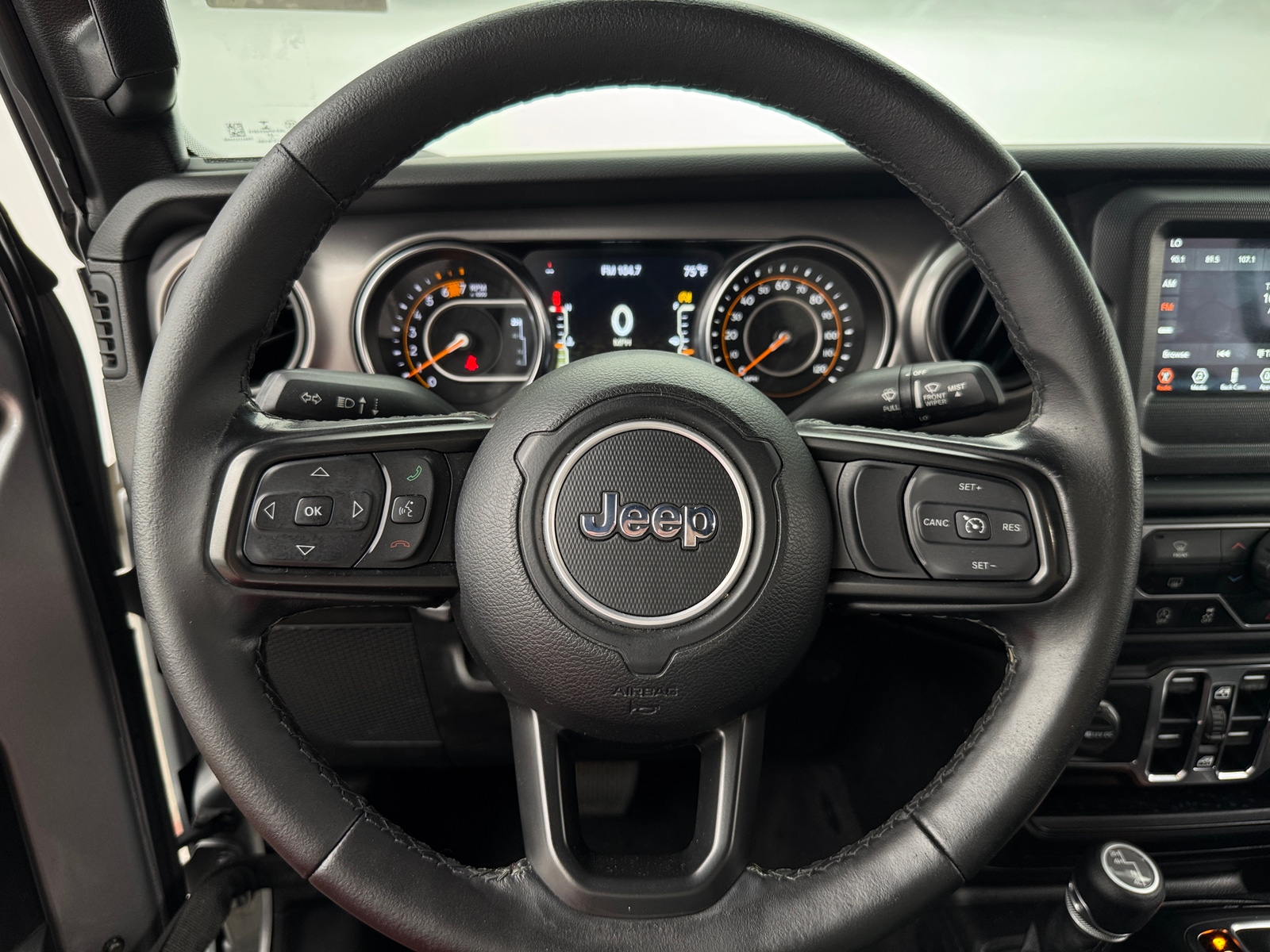 Thumbnail: 2021 Jeep Wrangler - 5